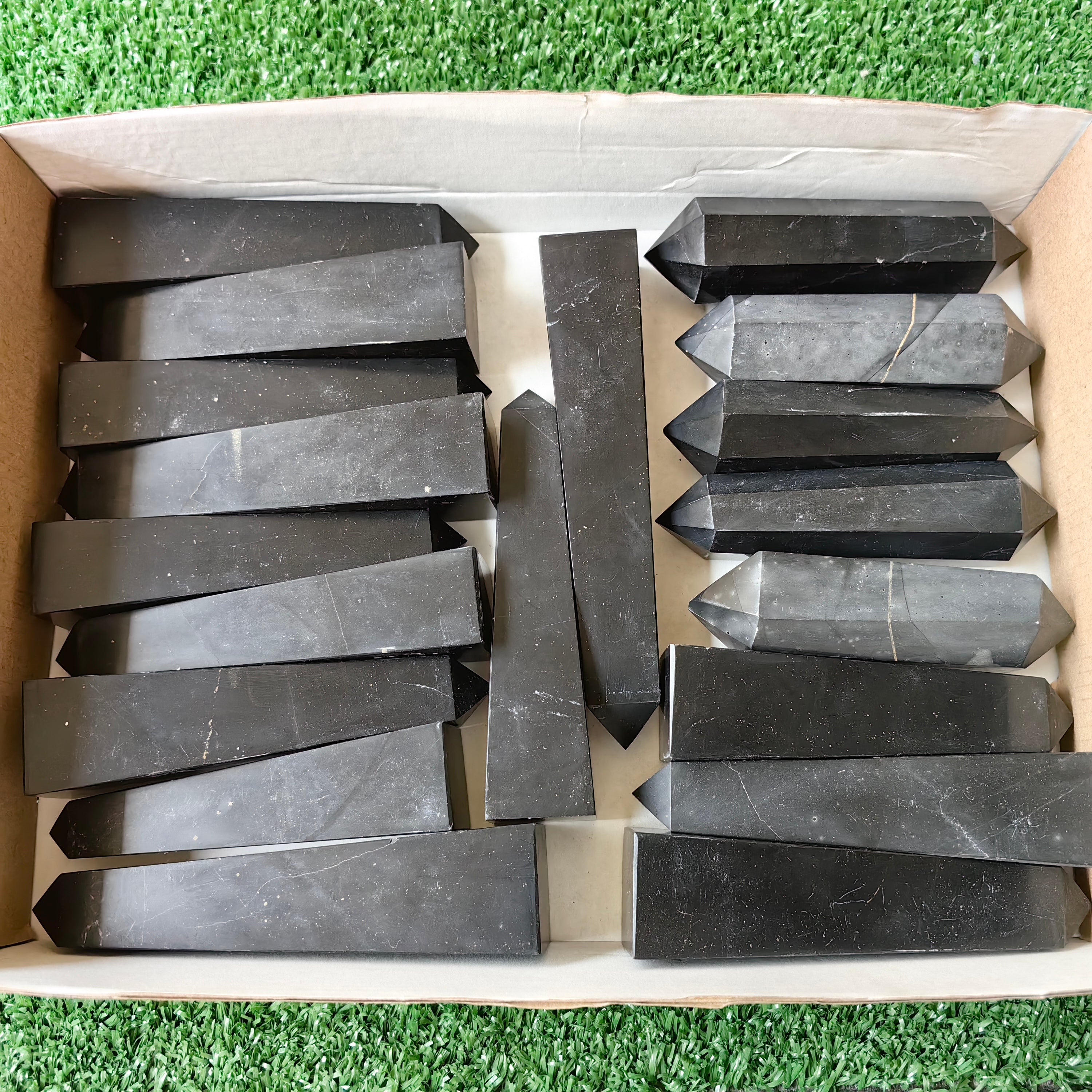 18 pc black onix towers