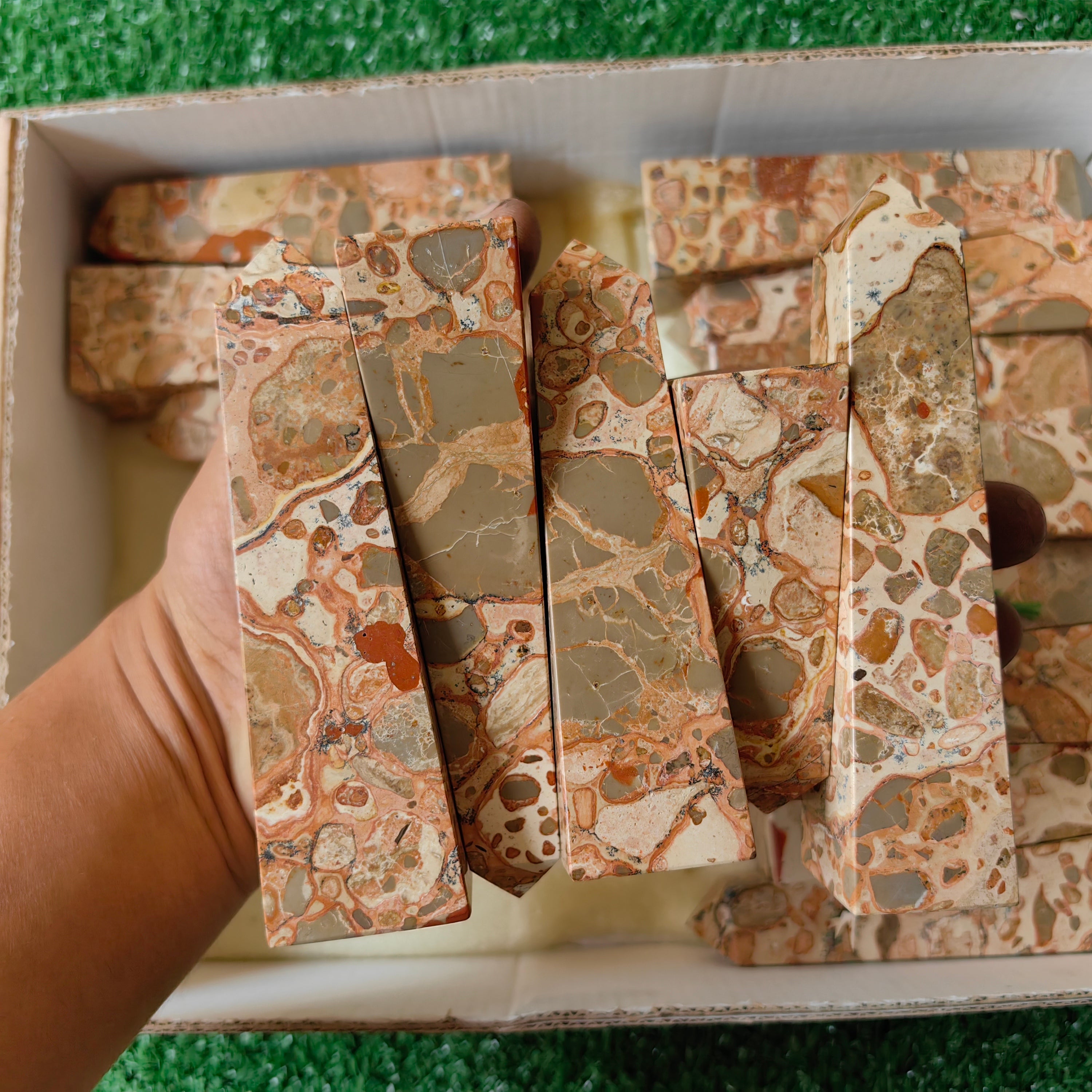 16 pc jasper leopardite towers