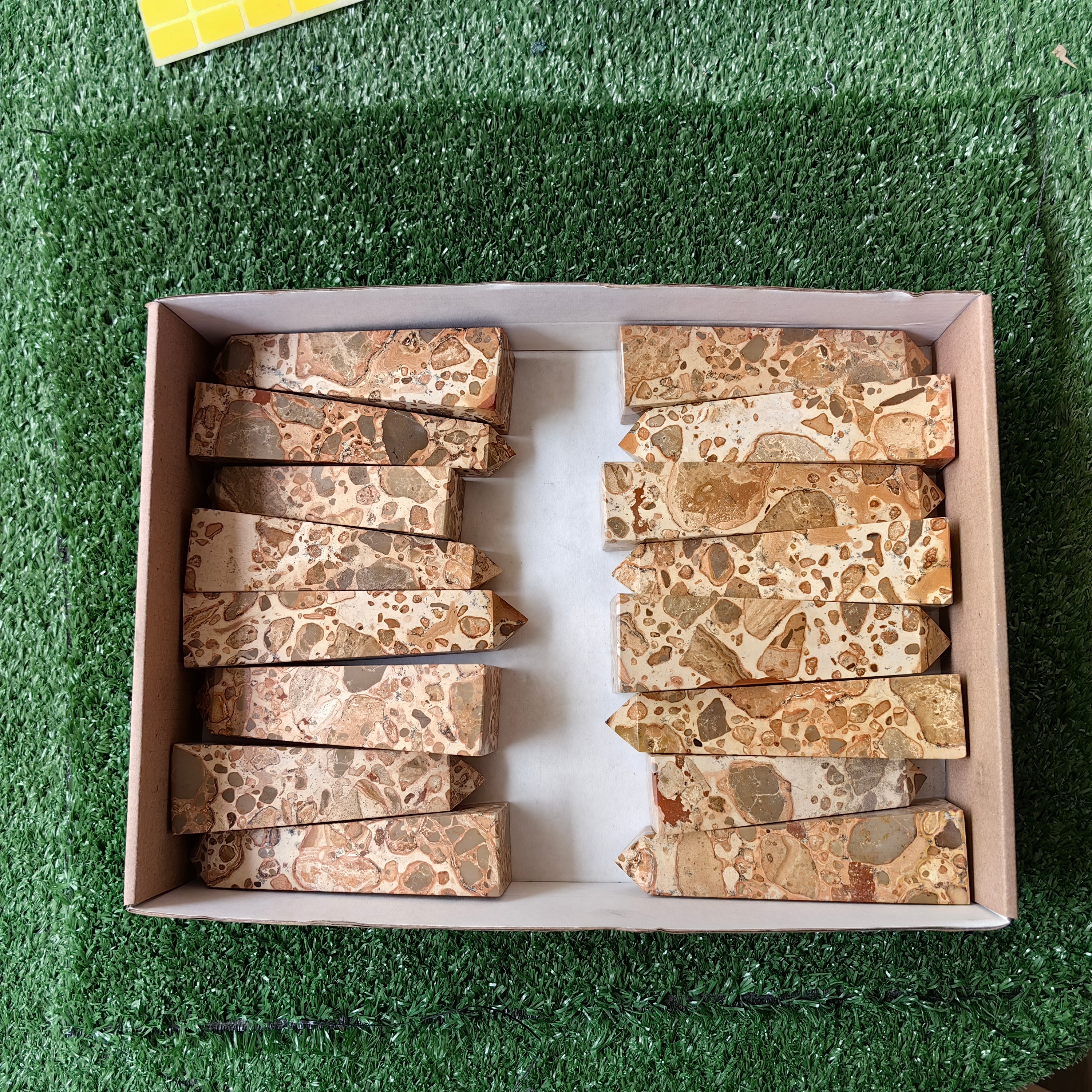 16 pc jasper leopardite towers