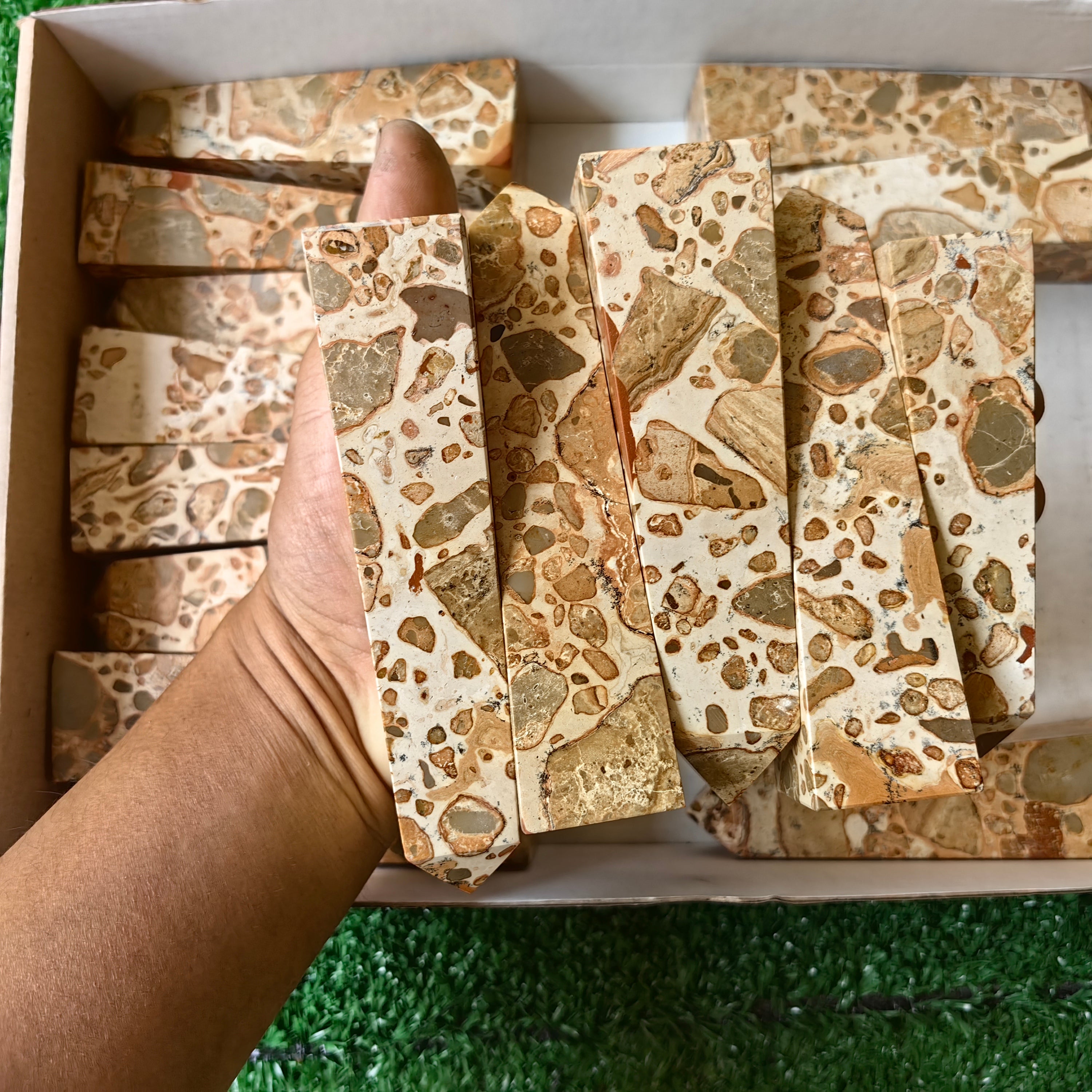 16 pc jasper leopardite towers