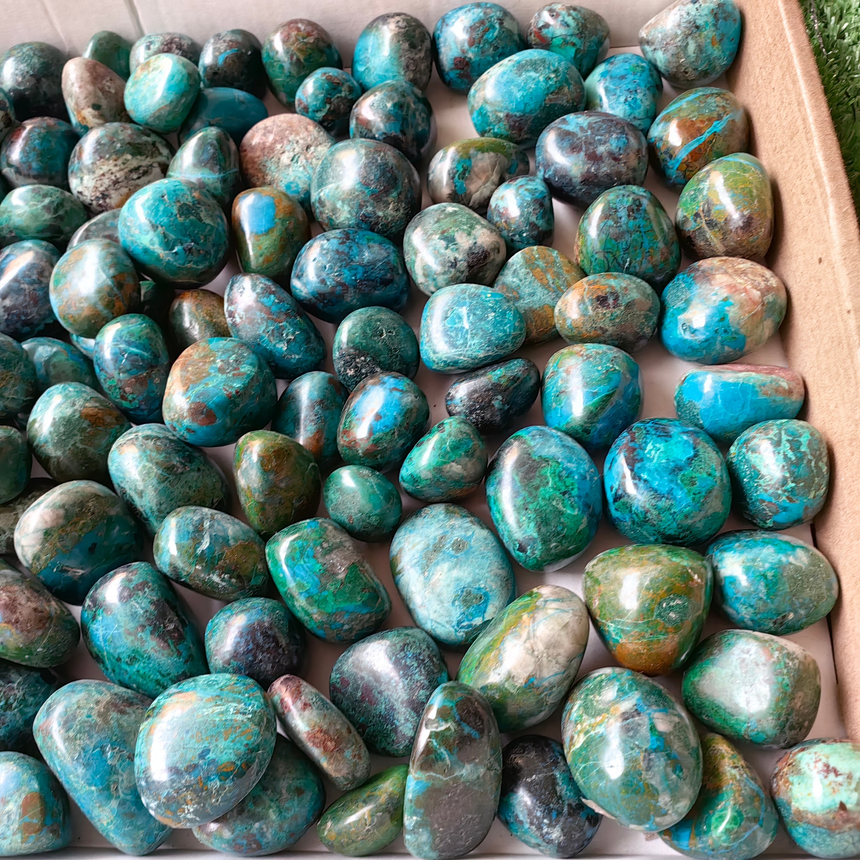 2.4 kg tumbled chrysocolla Peru