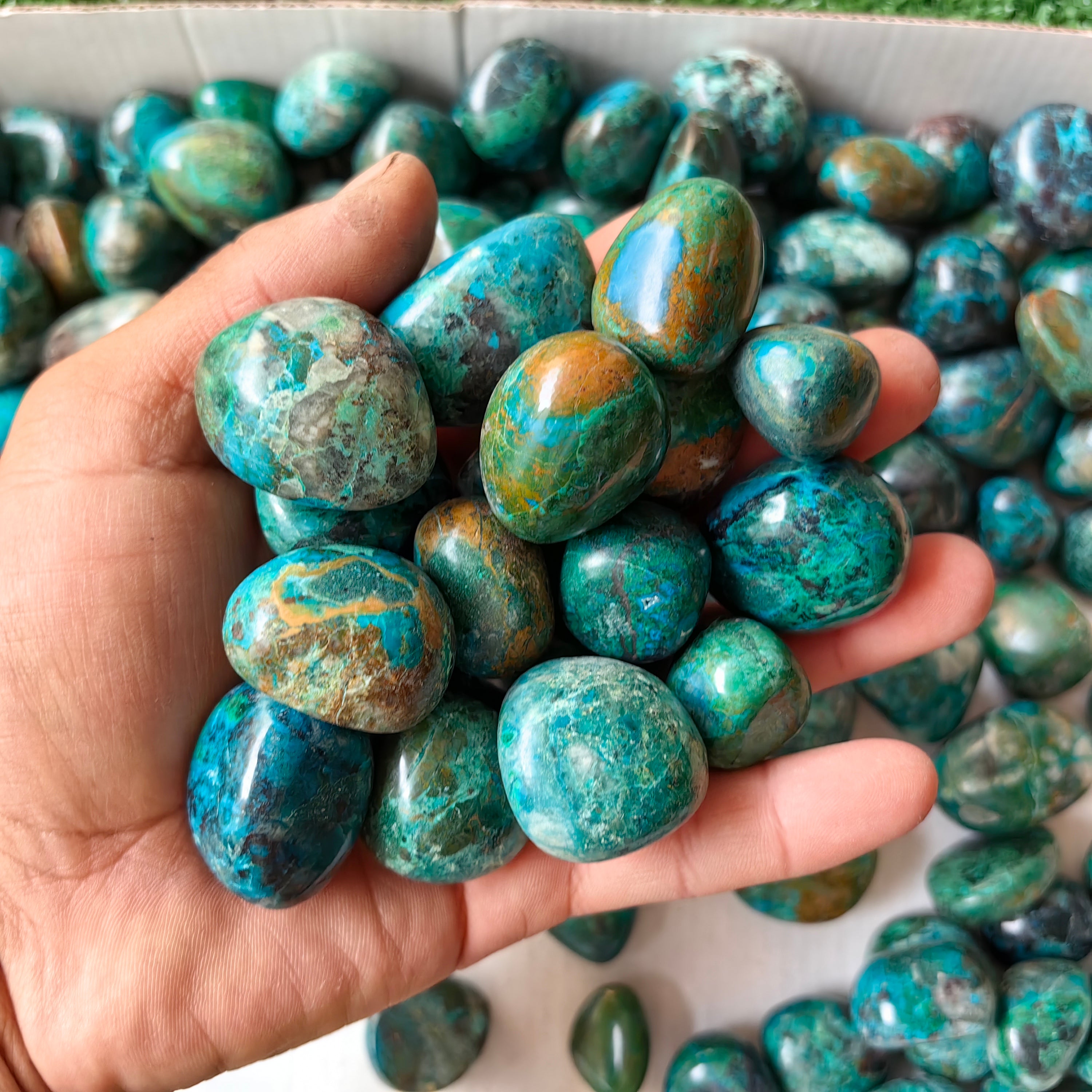 2.4 kg tumbled chrysocolla Peru