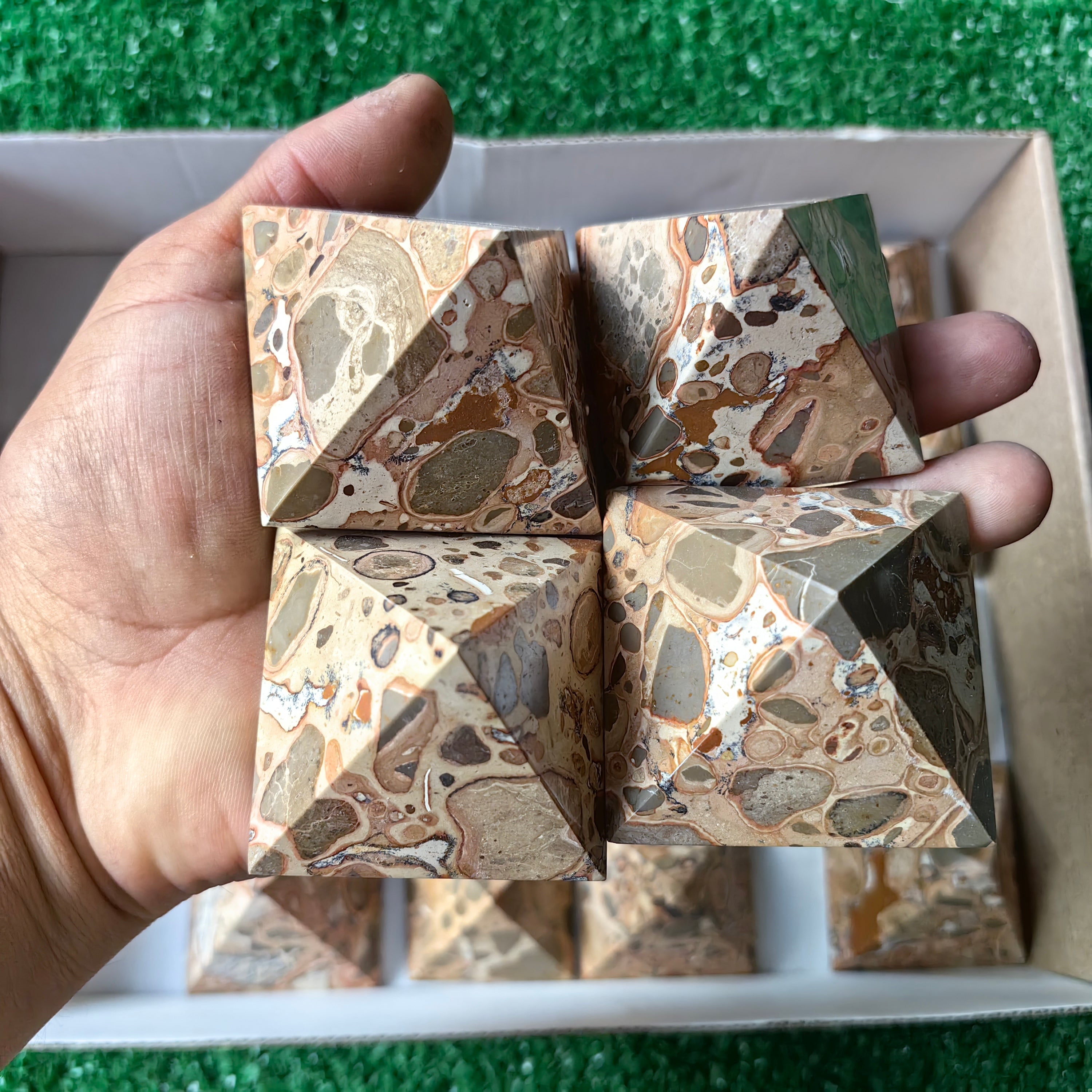 20 pc leopardite jasper pyramids