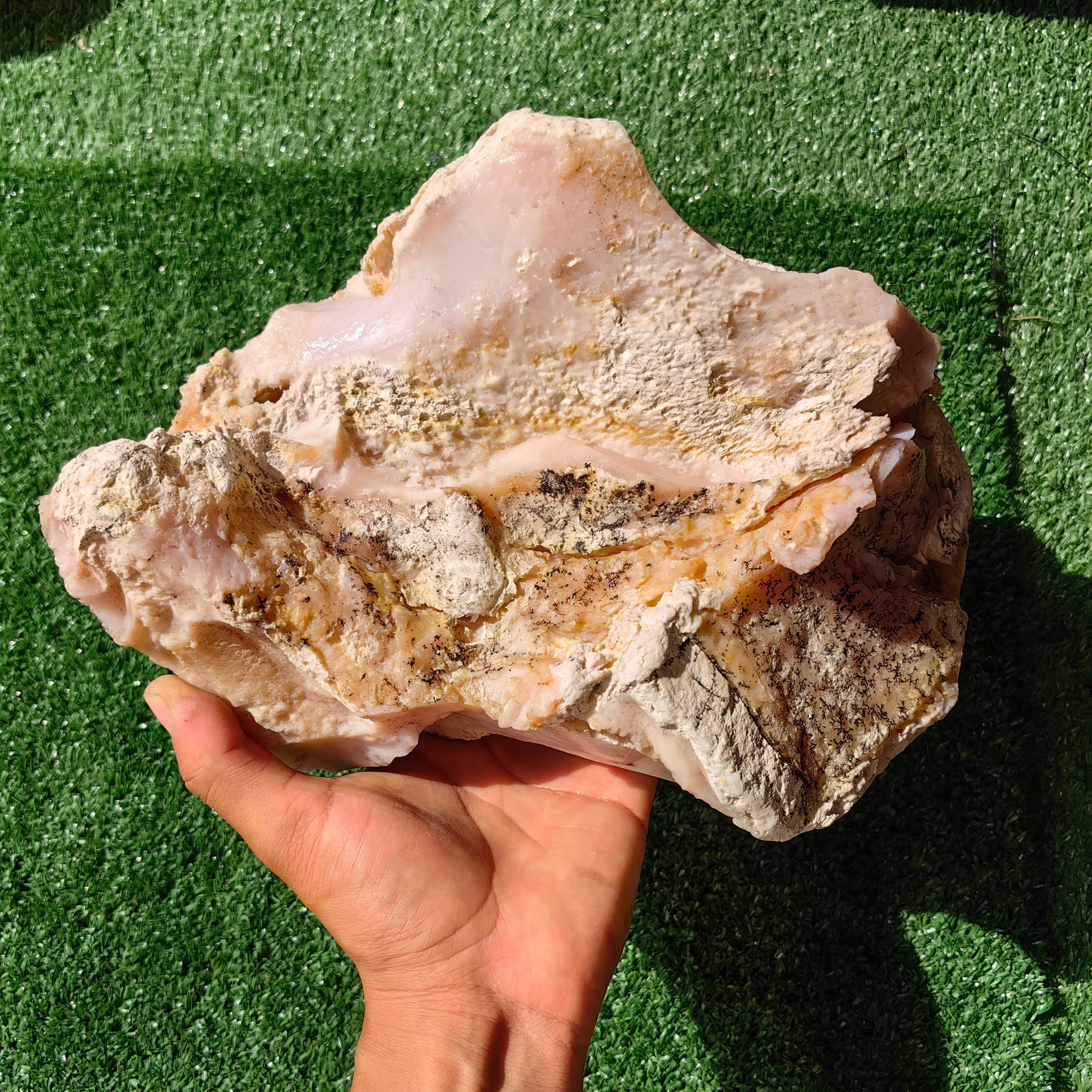 2.8 Kg Pink Opal Rough