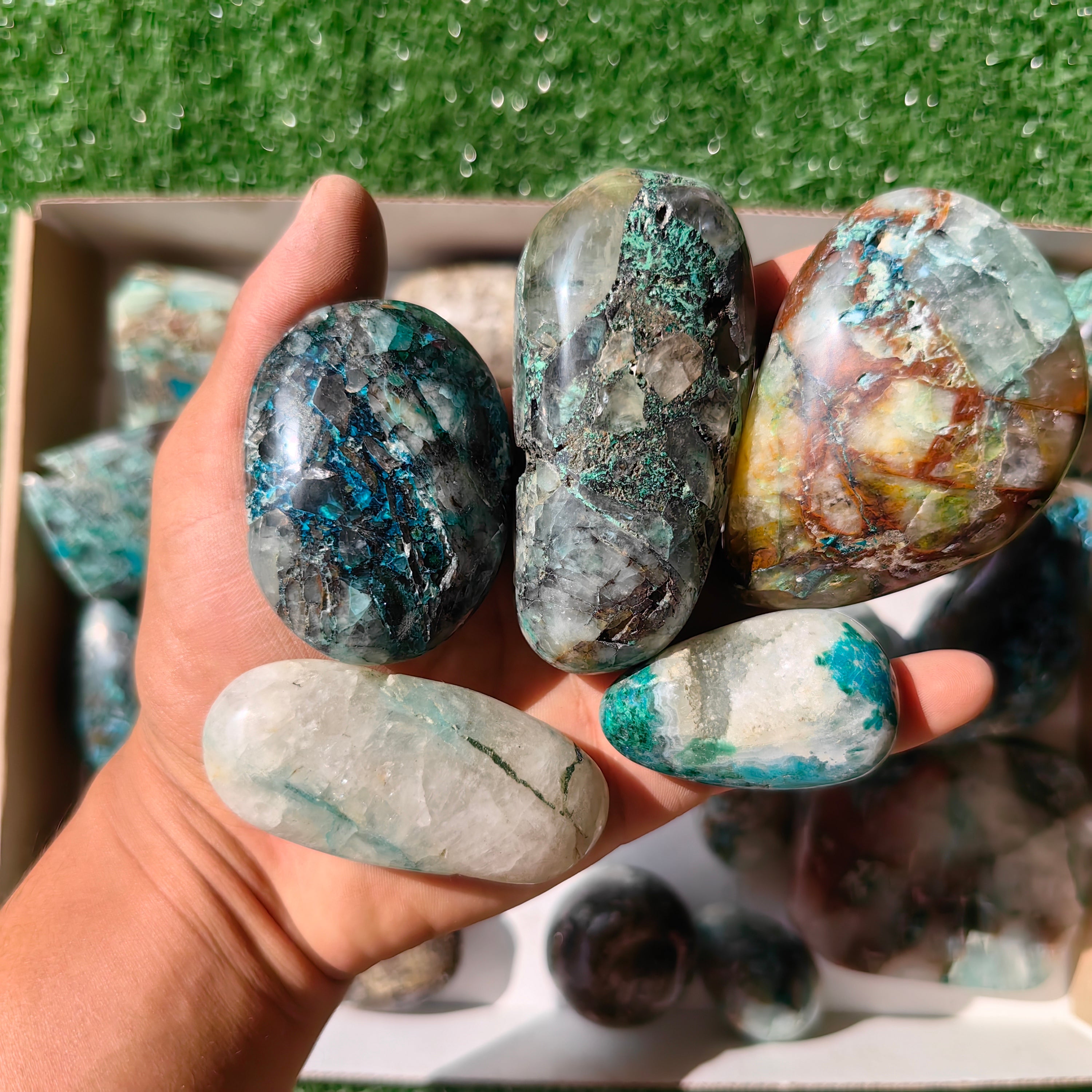 22 pc chrysocolla quartz free forms