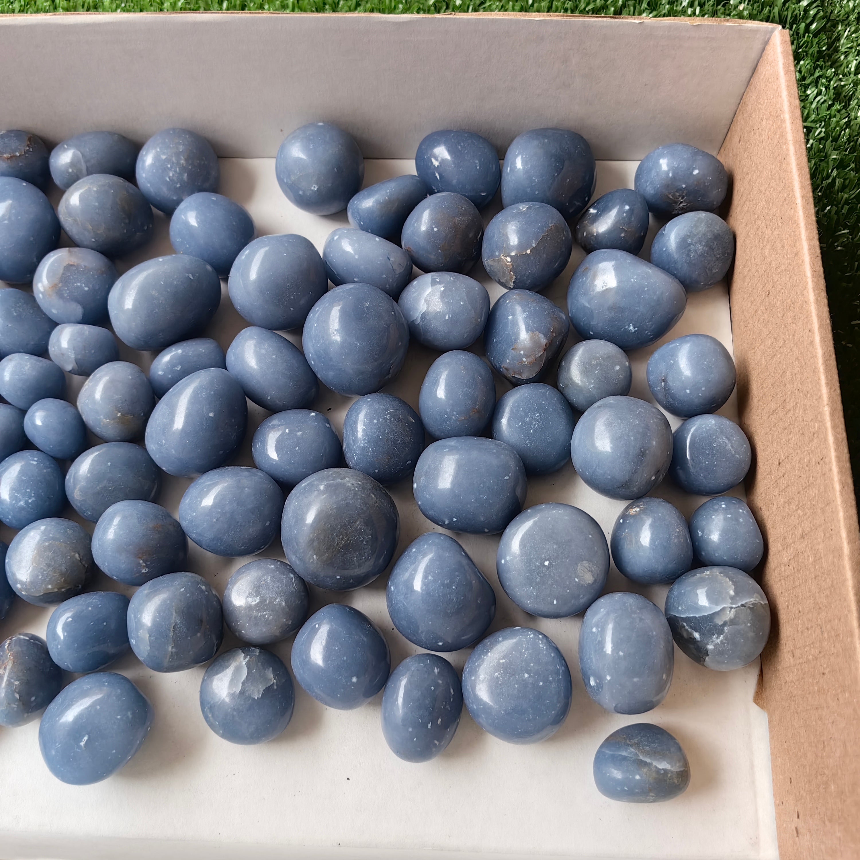 2 kg tumbled blue angelite