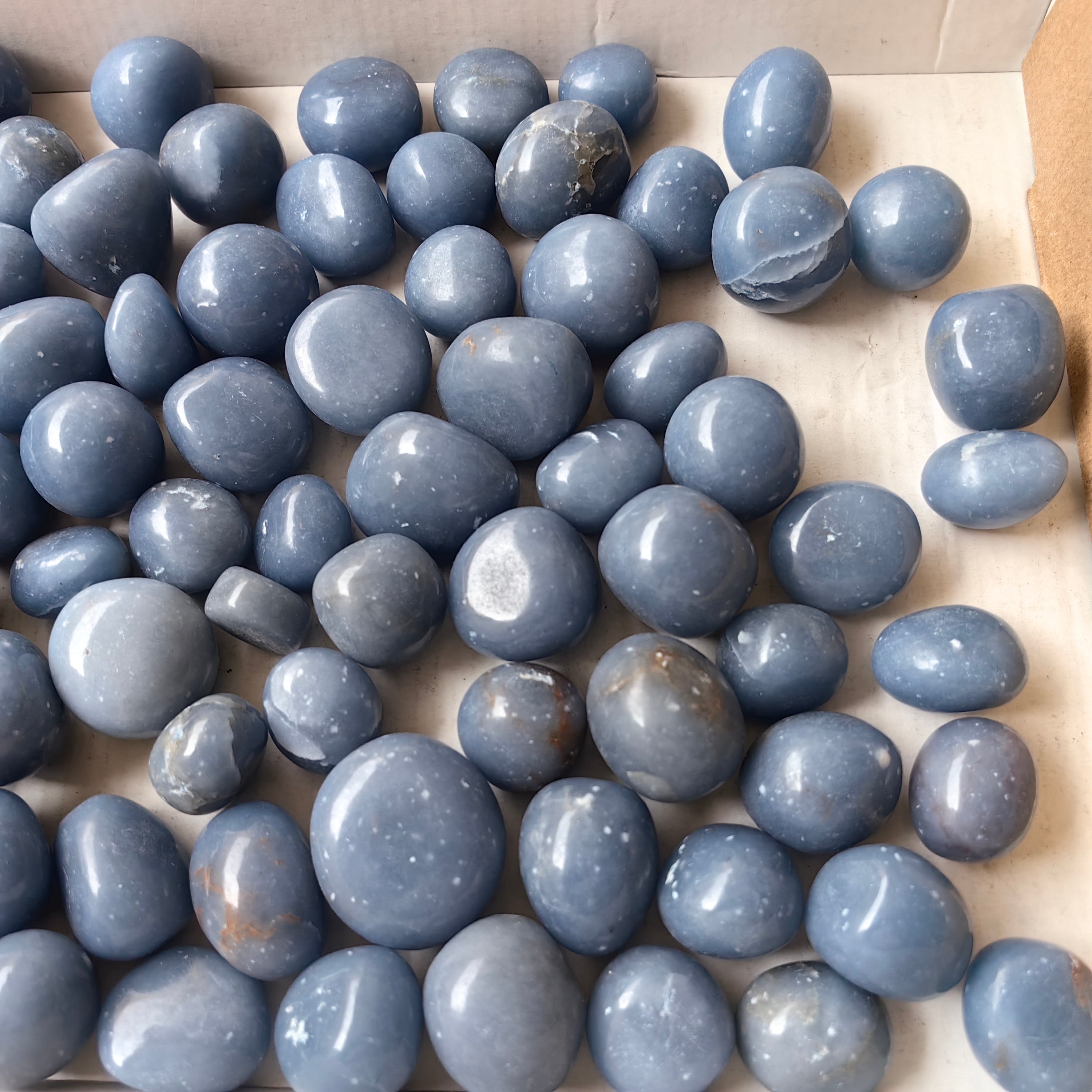 2 kg tumbled blue angelite
