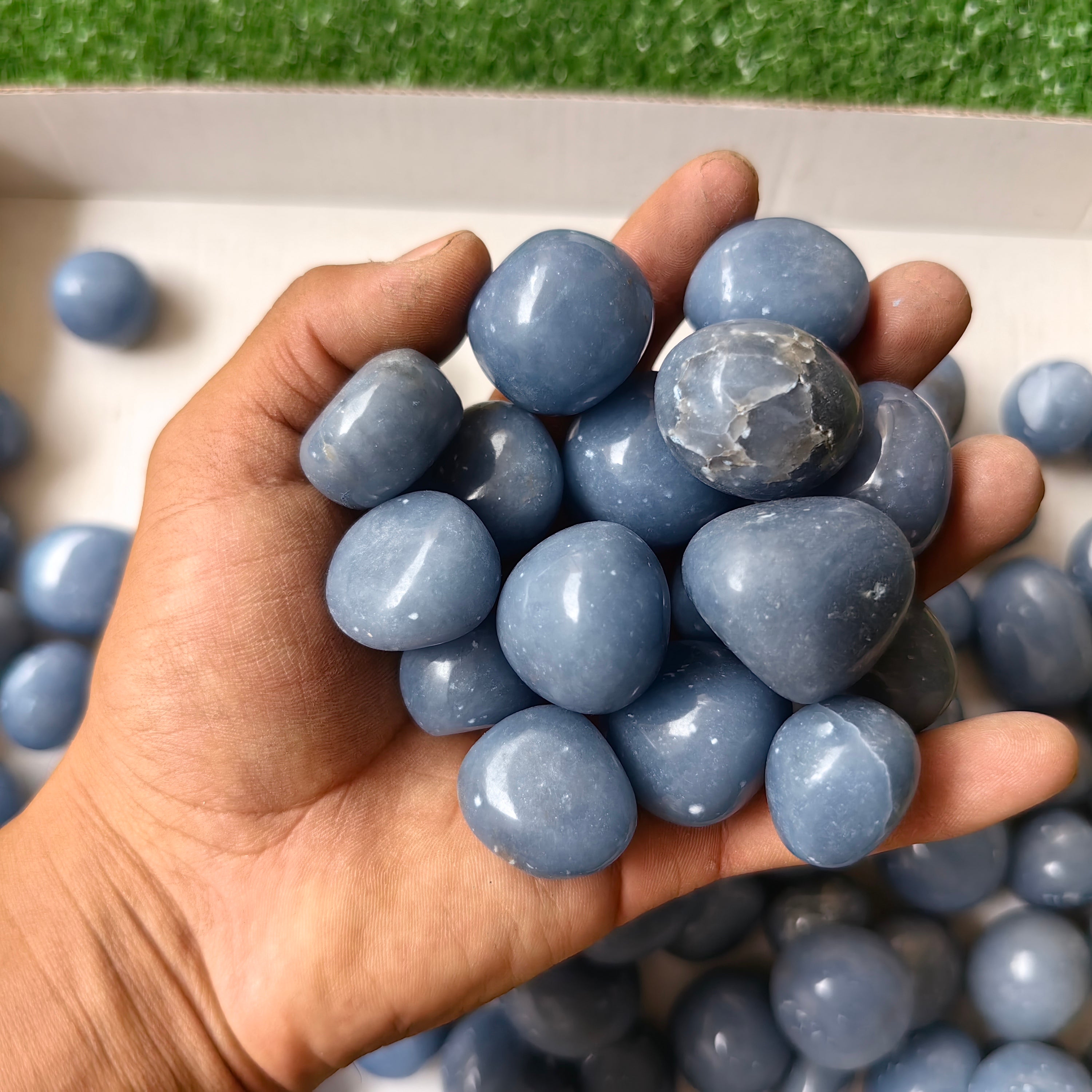 2 kg tumbled blue angelite