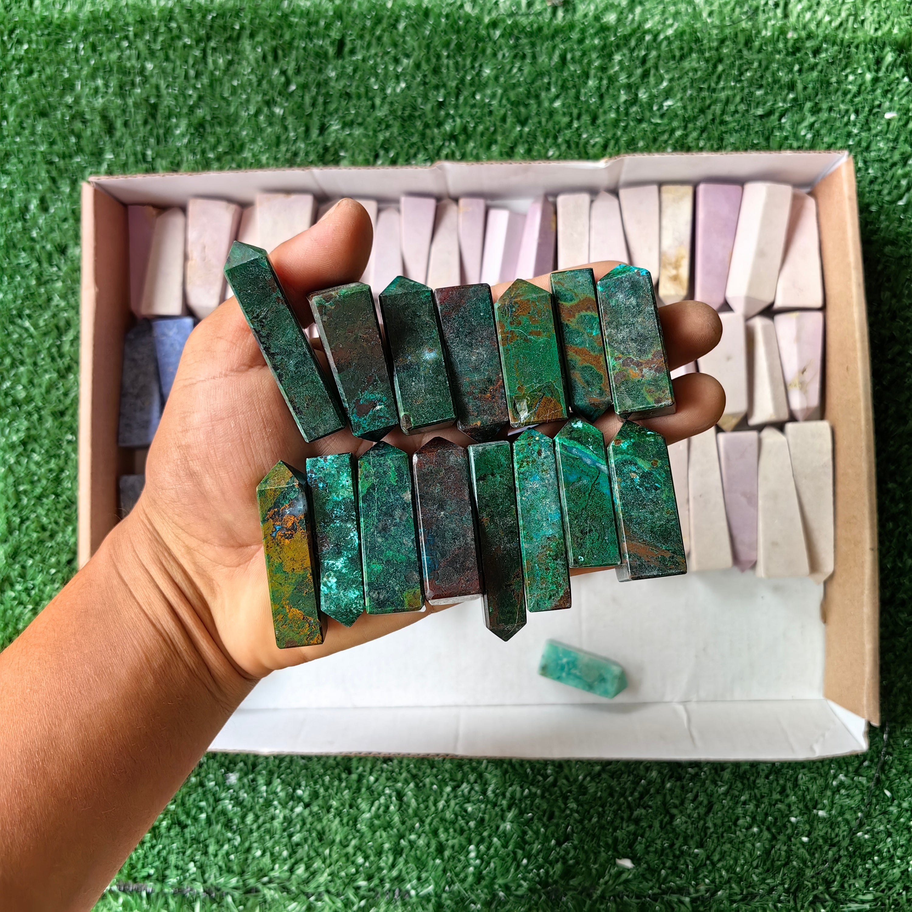 83 pc mini towers mixted stones