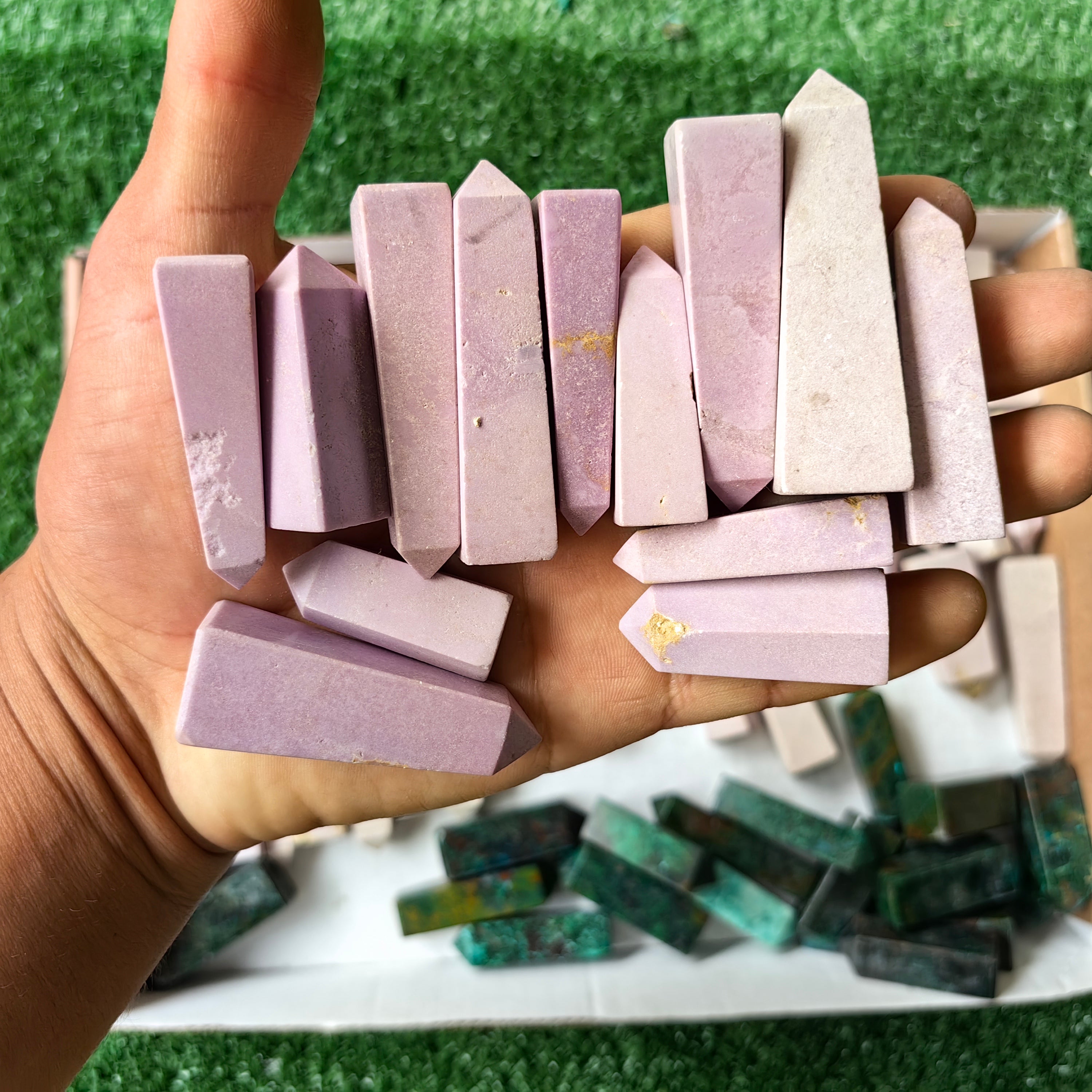 83 pc mini towers mixted stones