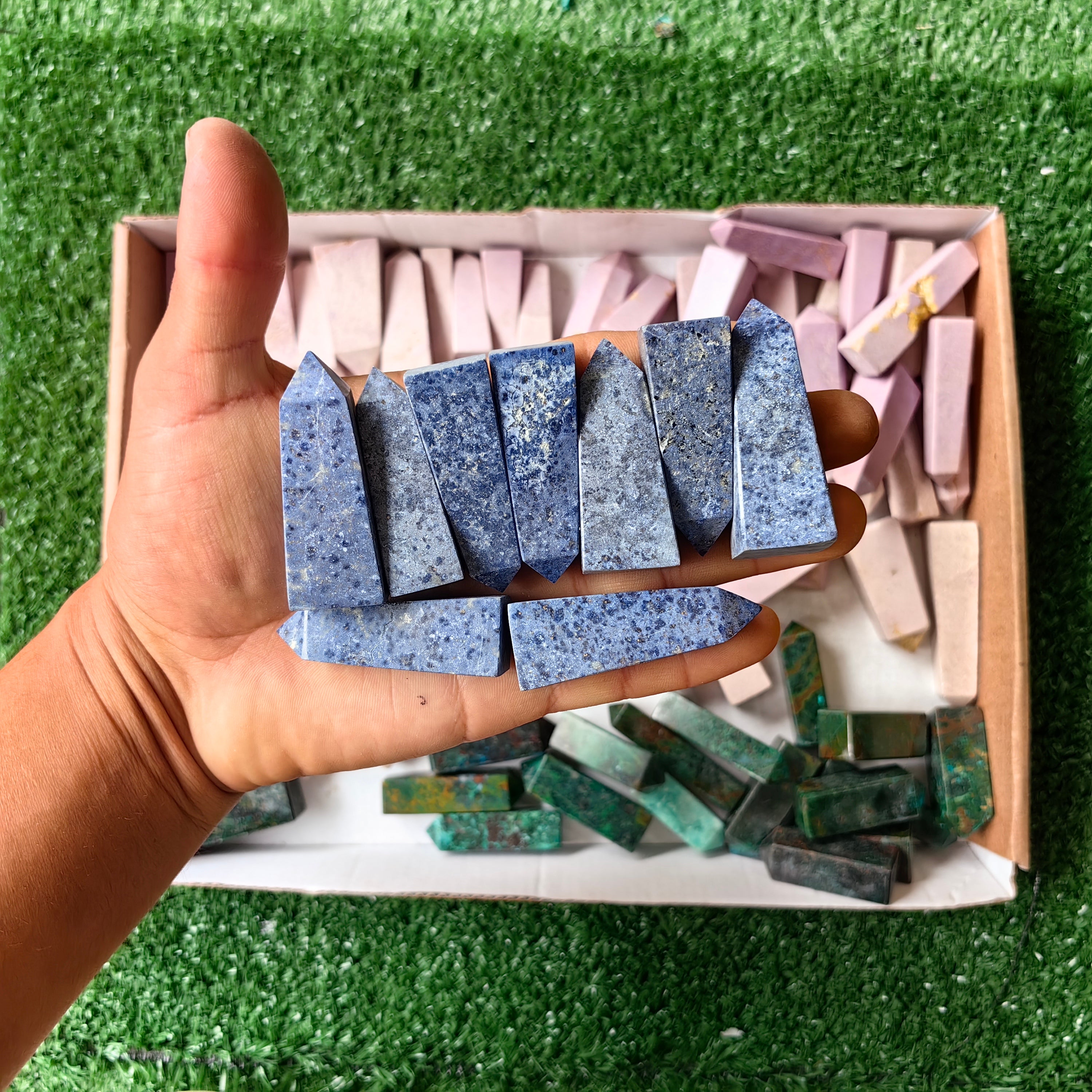 83 pc mini towers mixted stones