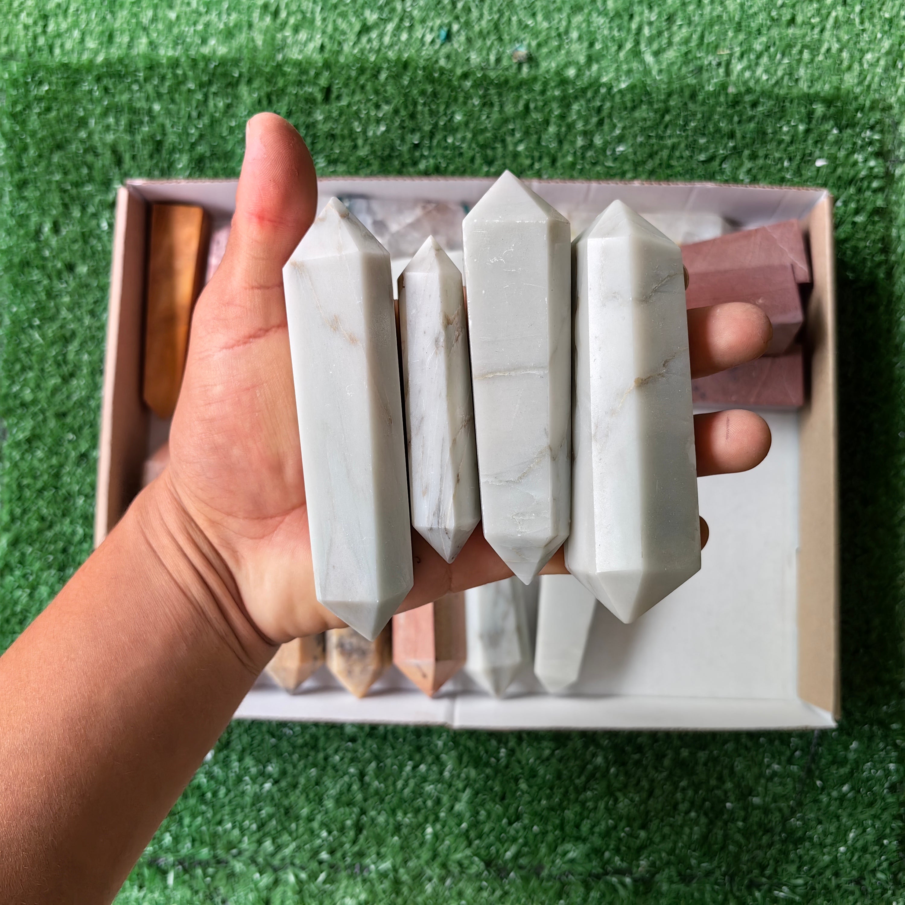 22 pc towers mixted stones