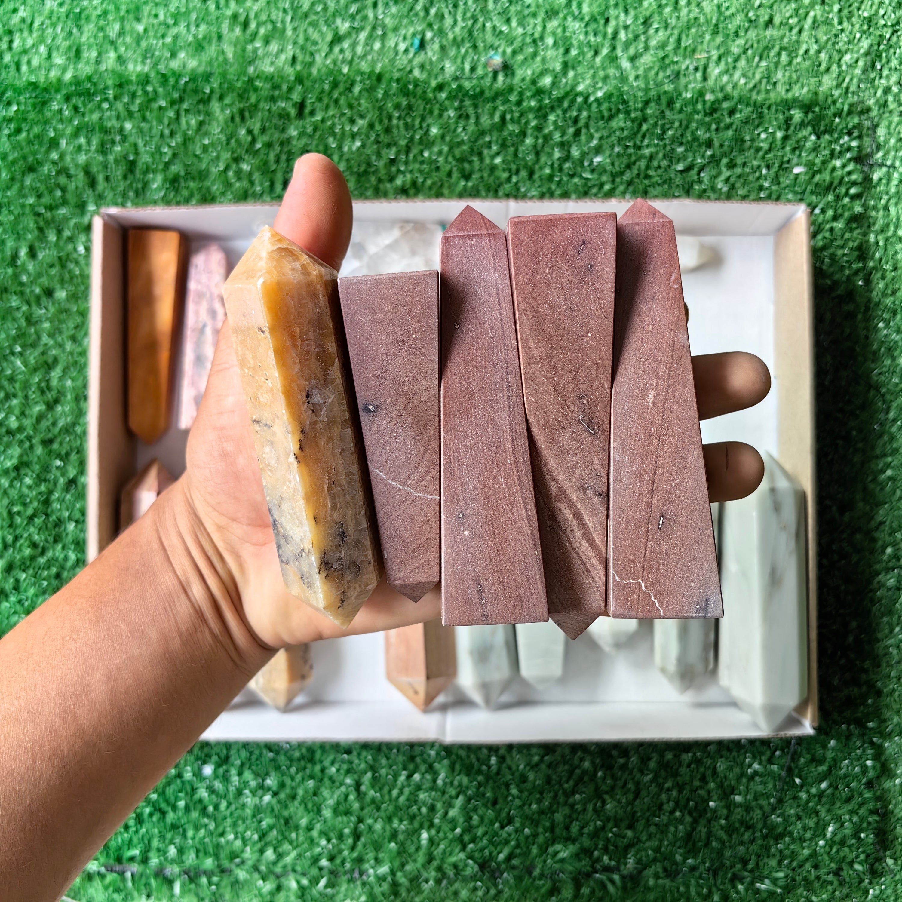 22 pc towers mixted stones