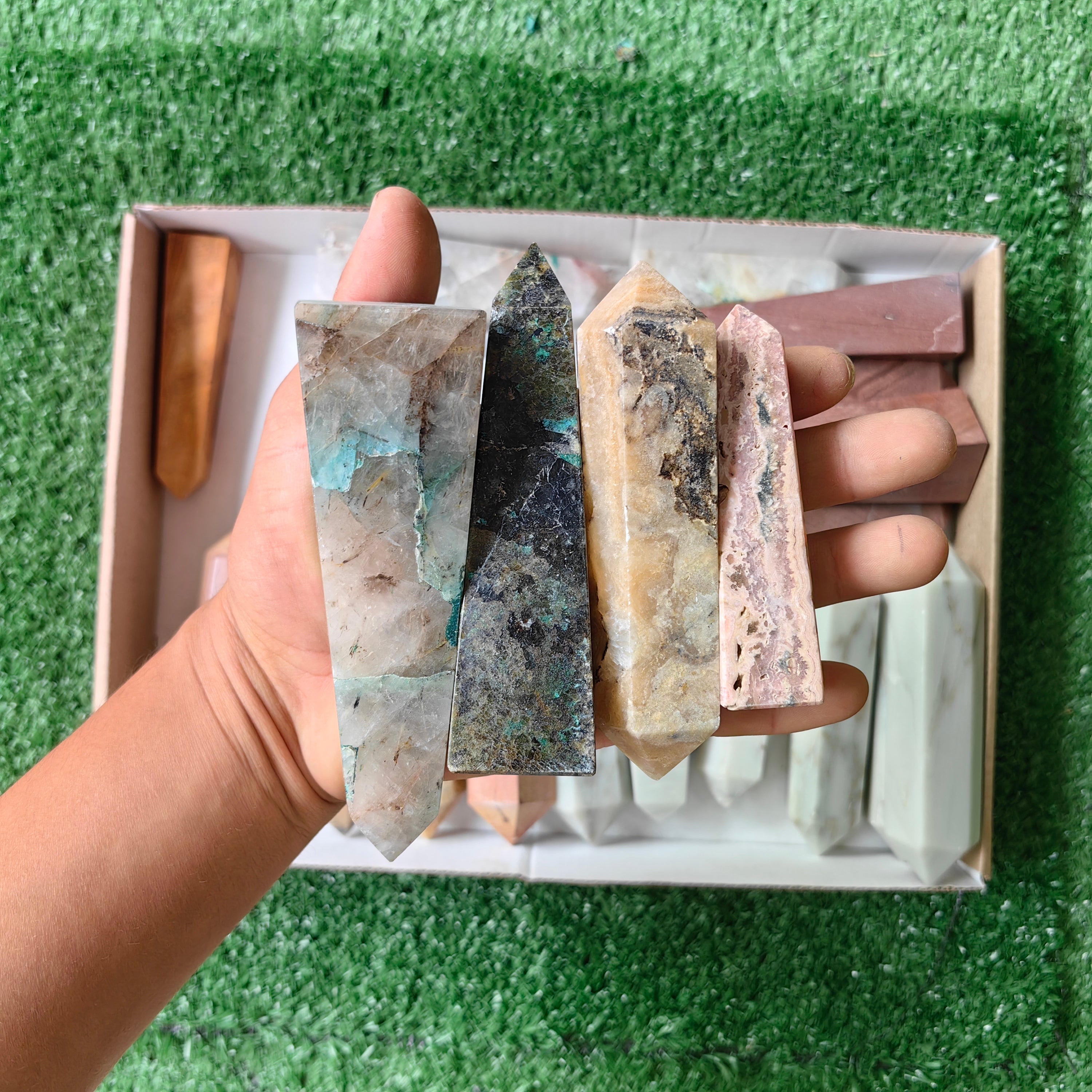 22 pc towers mixted stones