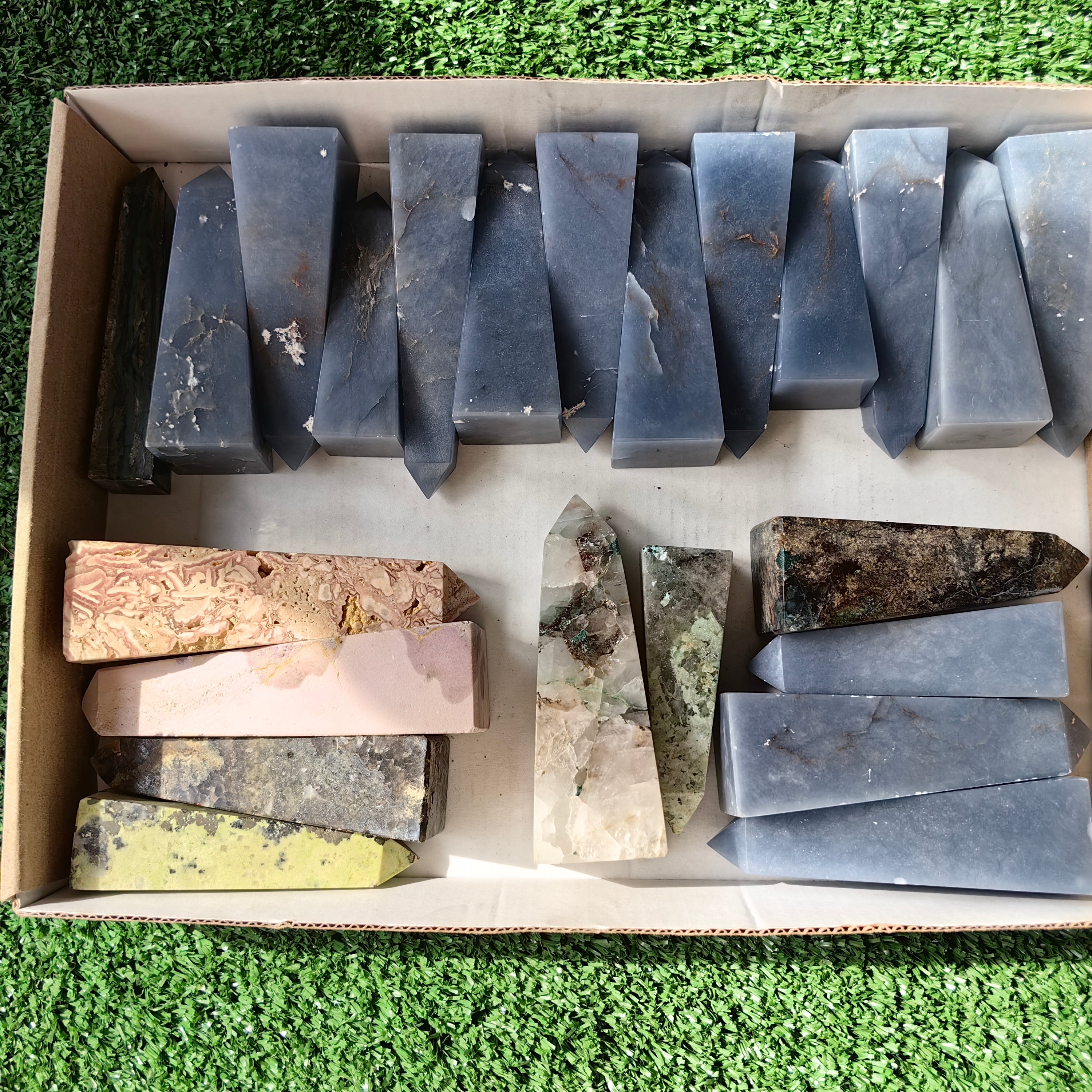 towers mixted stones