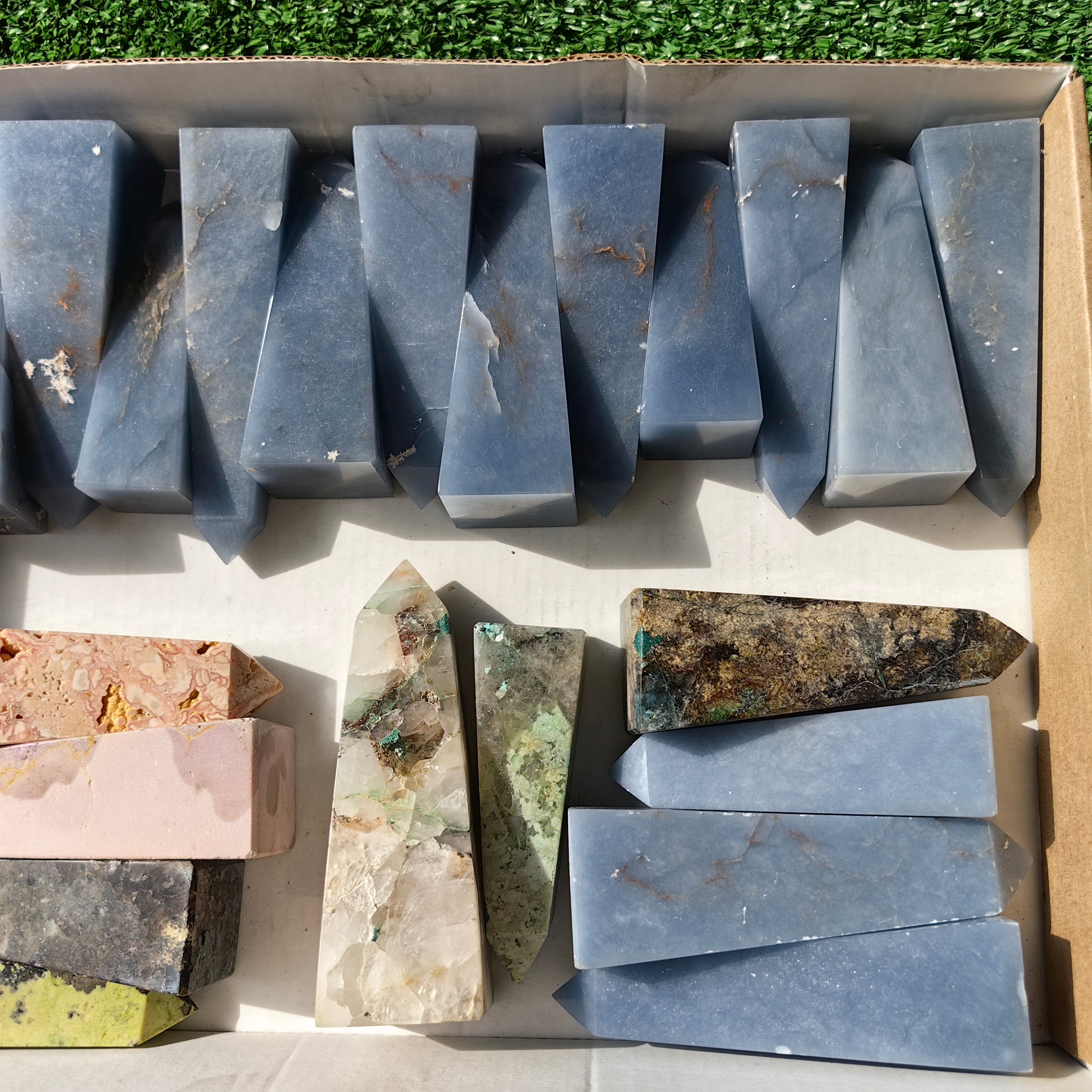 towers mixted stones