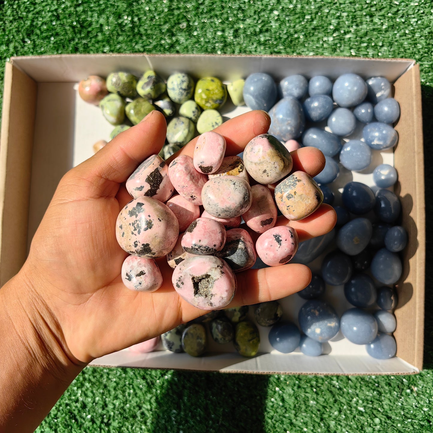 2 kg tumbled rhodonite, angelite & serpentine