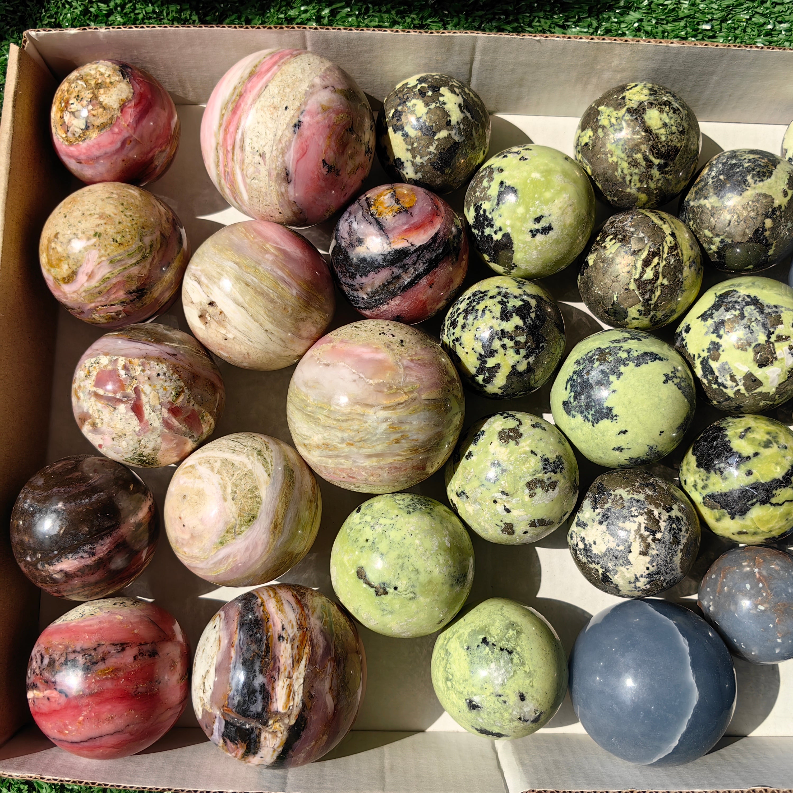 30 pc spheres serpetine angelite & pink opal