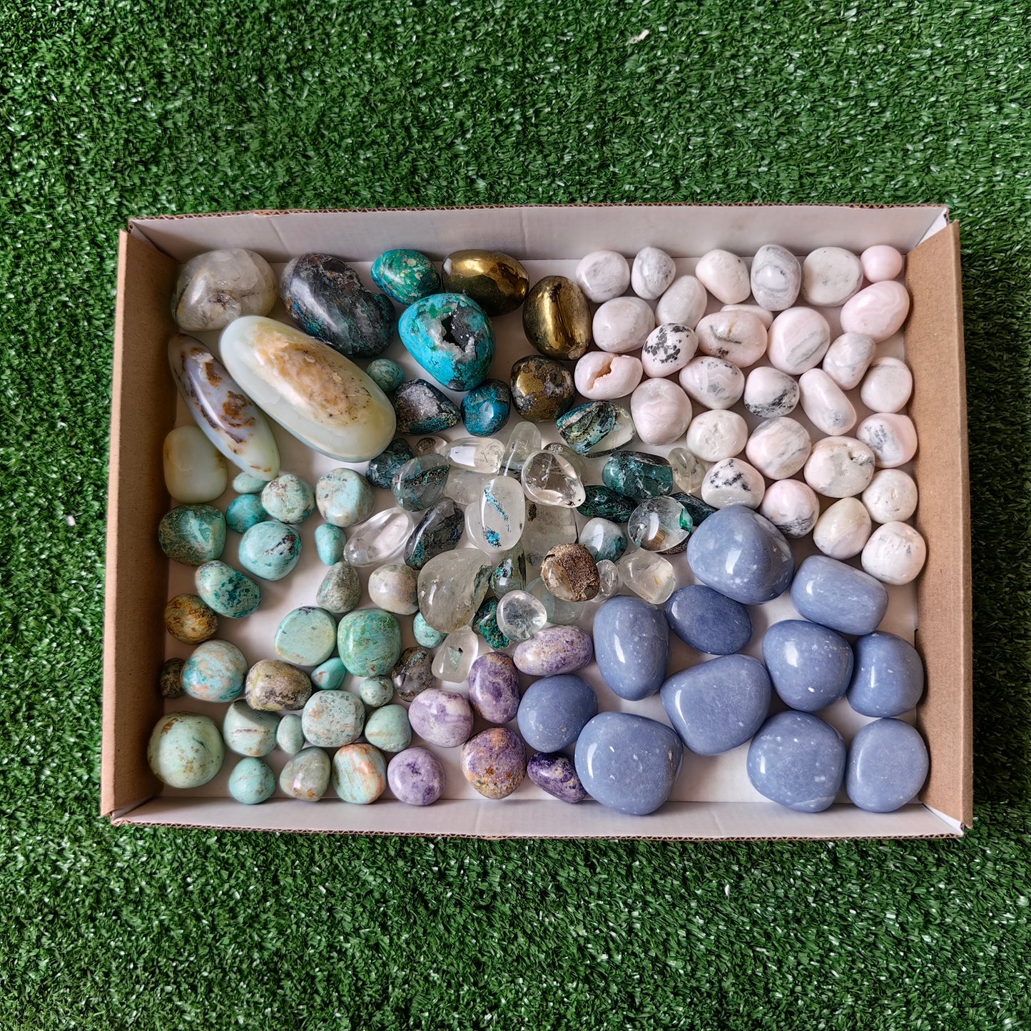 2 kg tumbled mixted angelite / mangano calcite / opal / bolivianite / chalcopyrite / chrysocolla