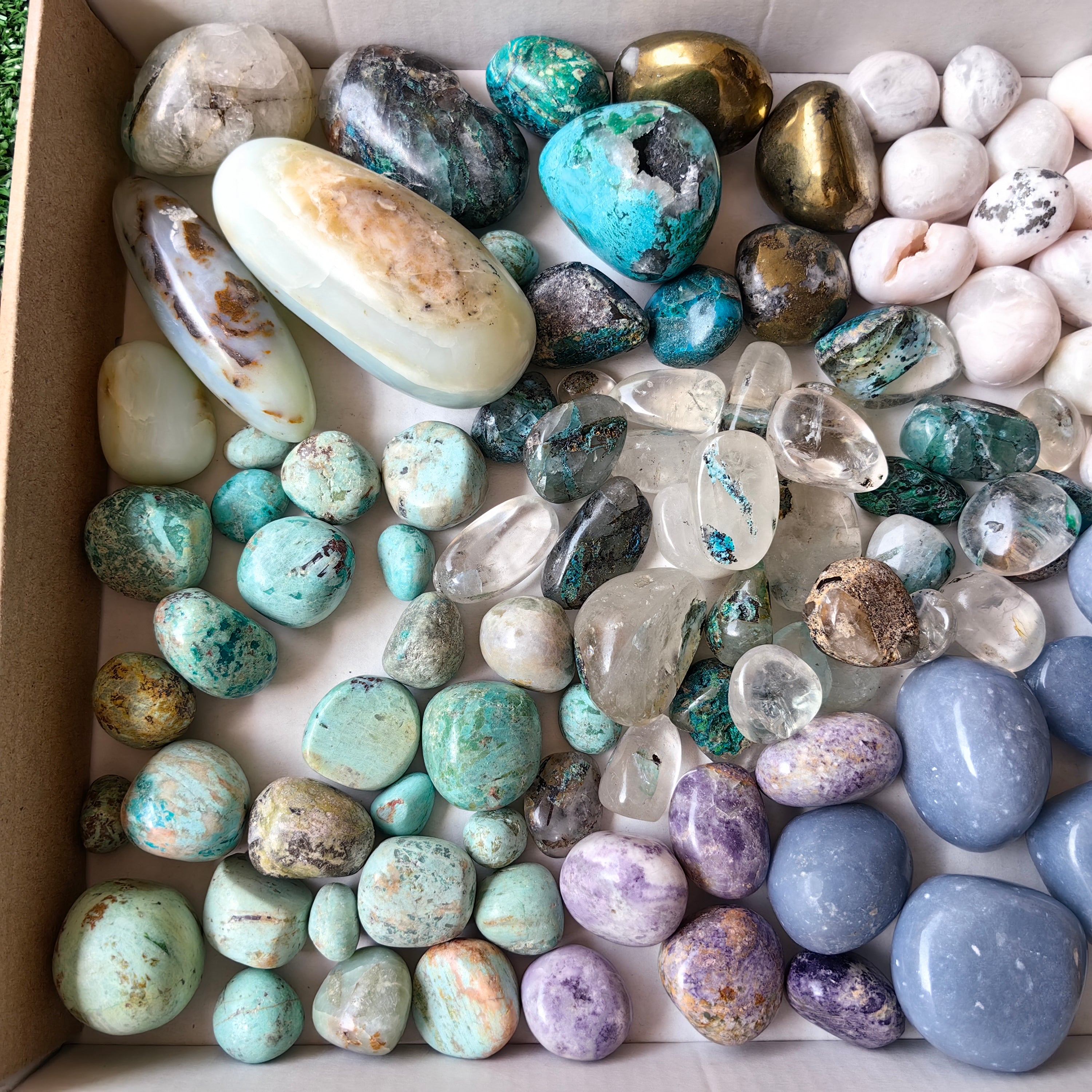 2 kg tumbled mixted angelite / mangano calcite / opal / bolivianite / chalcopyrite / chrysocolla