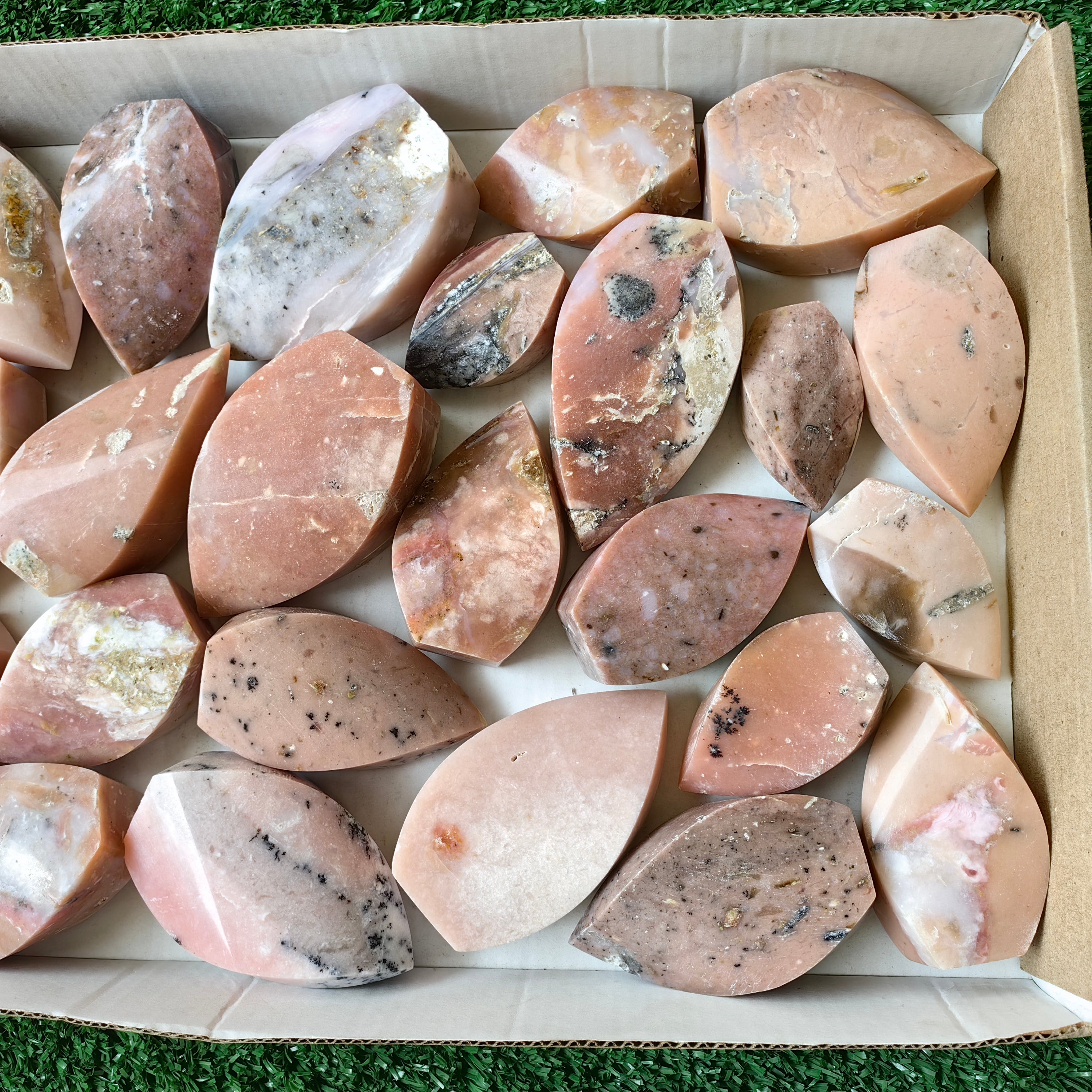 24 pc peruvian pink opal flames