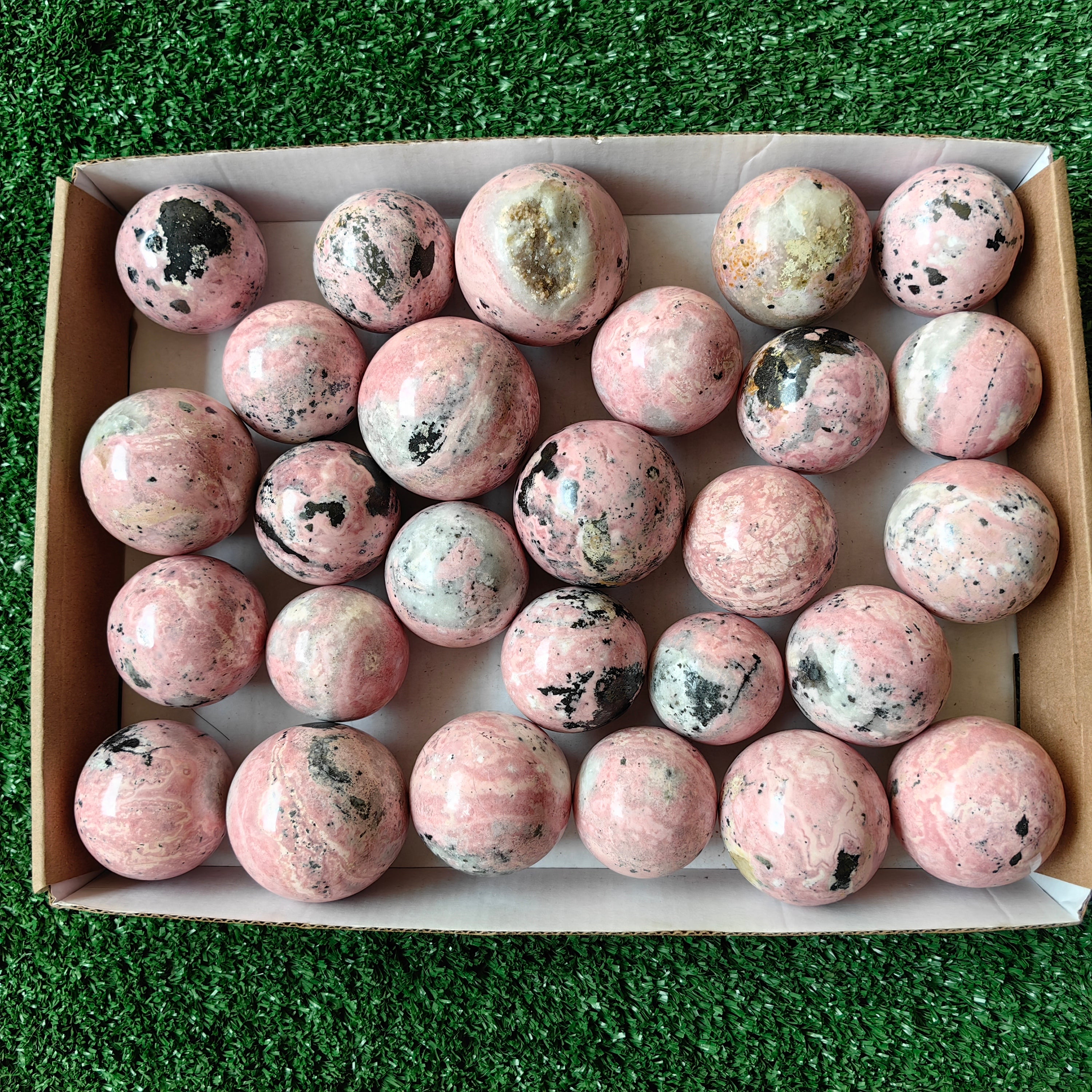 27 pcs rhodonite spheres