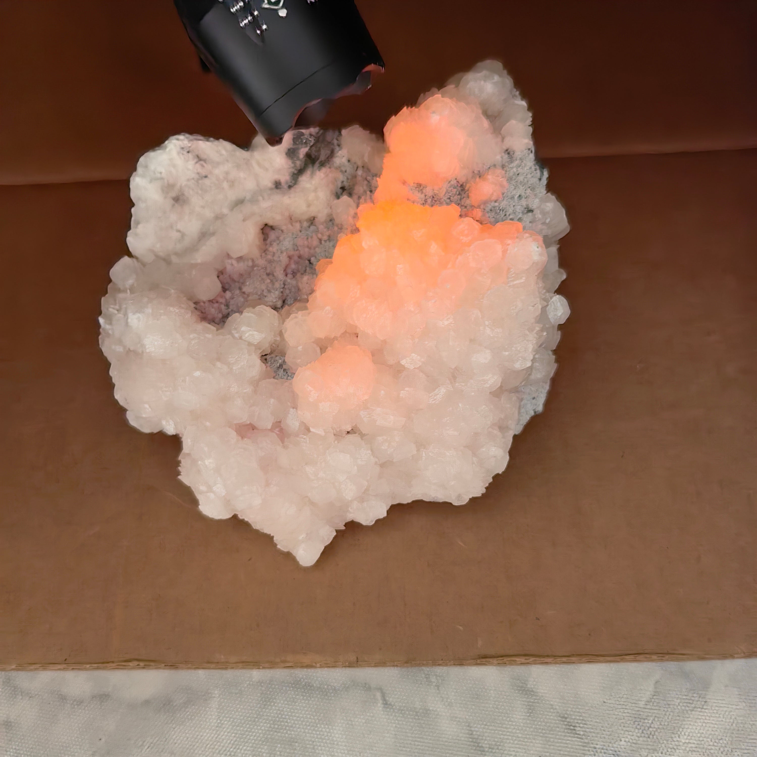 1 pc Rhodonite with Calcite rough