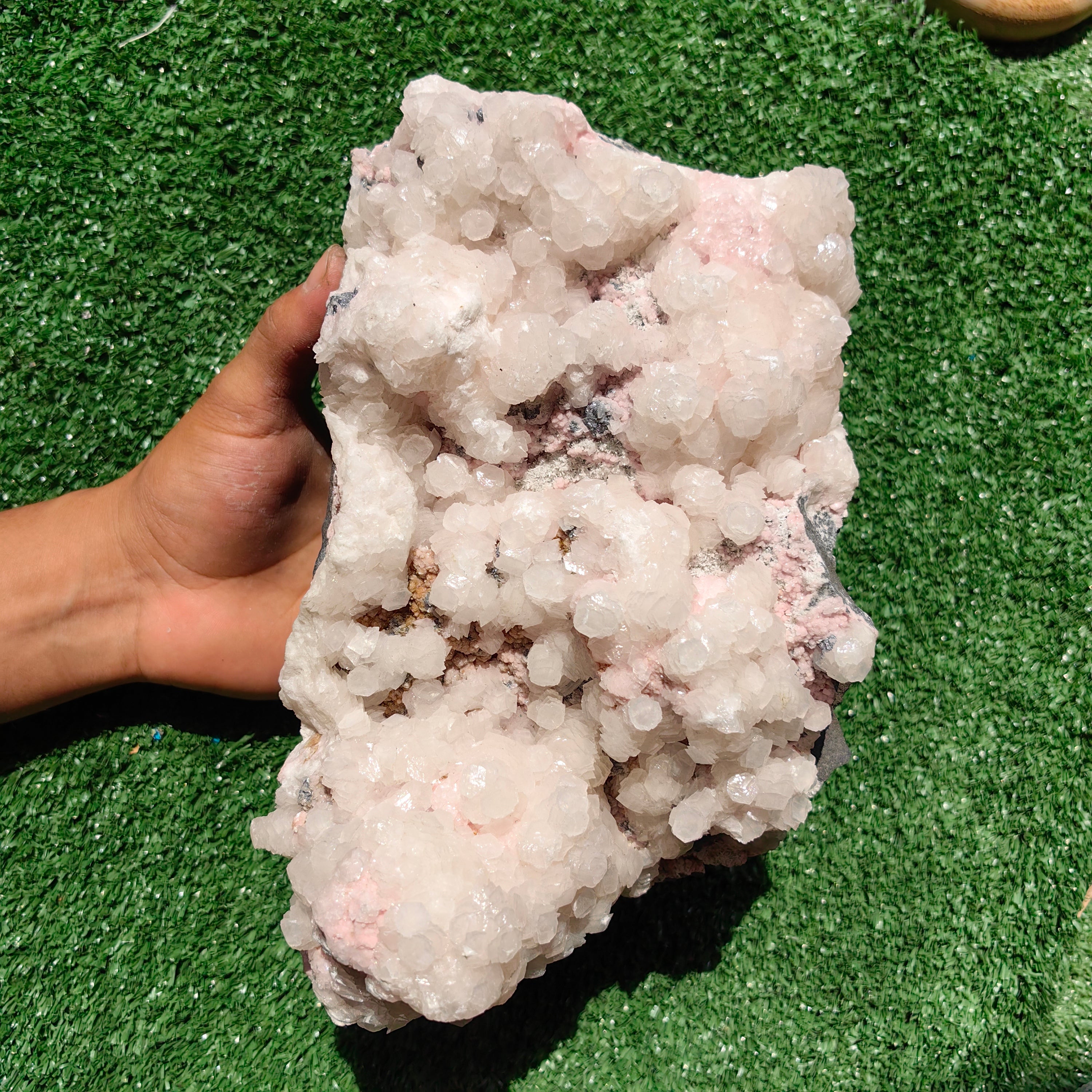 1 pc Rhodonite with Calcite rough