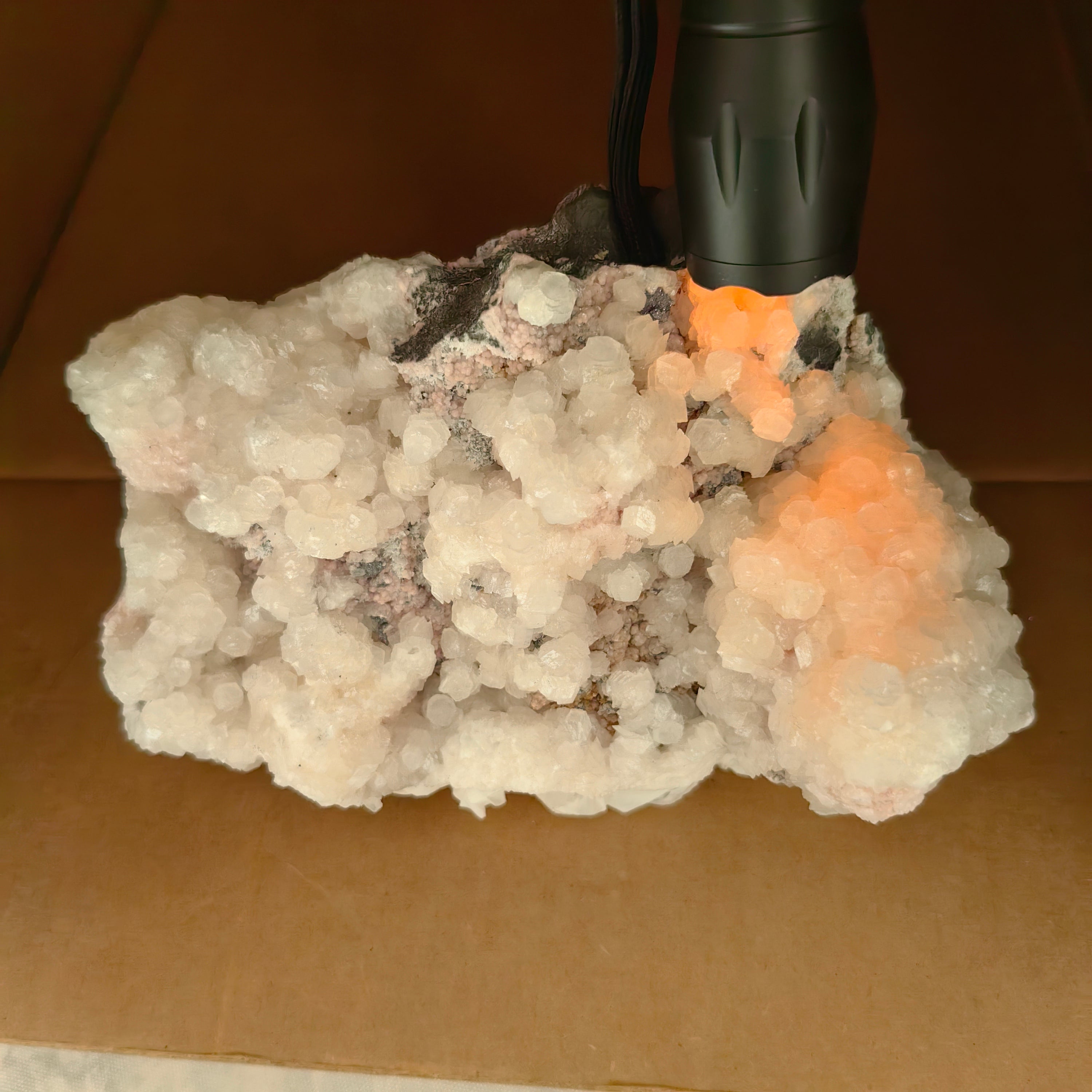 1 pc Rhodonite with Calcite rough