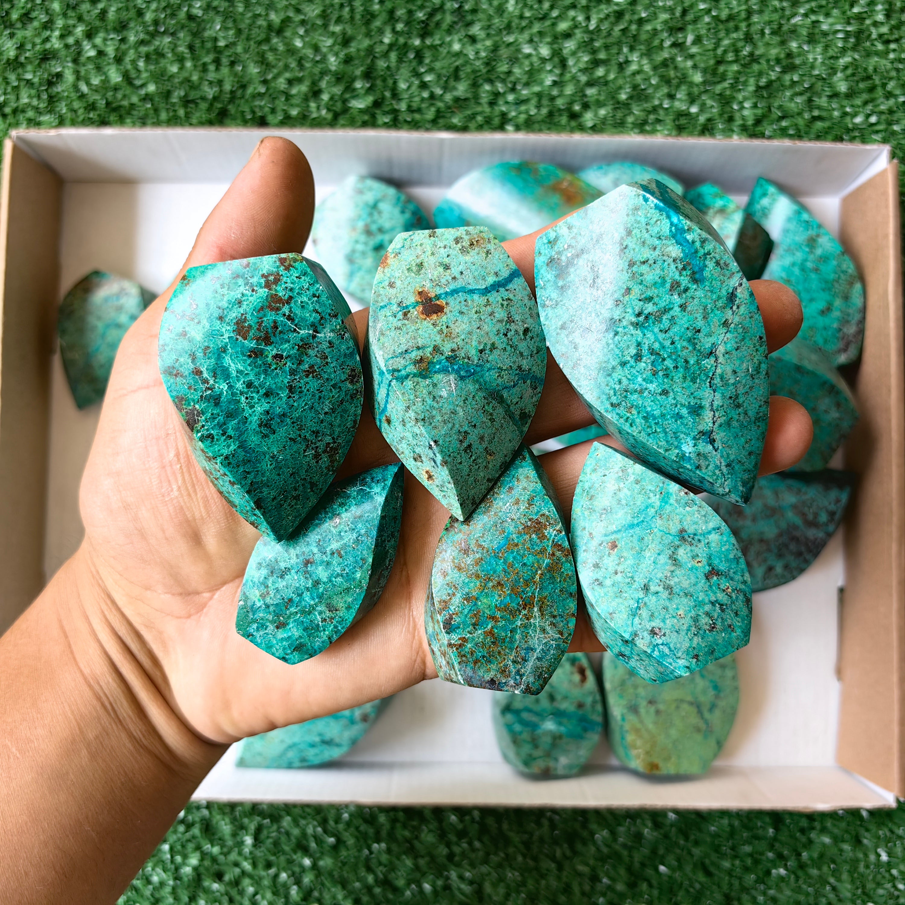 Lot 26 pcs Peruvian Turquoise flame