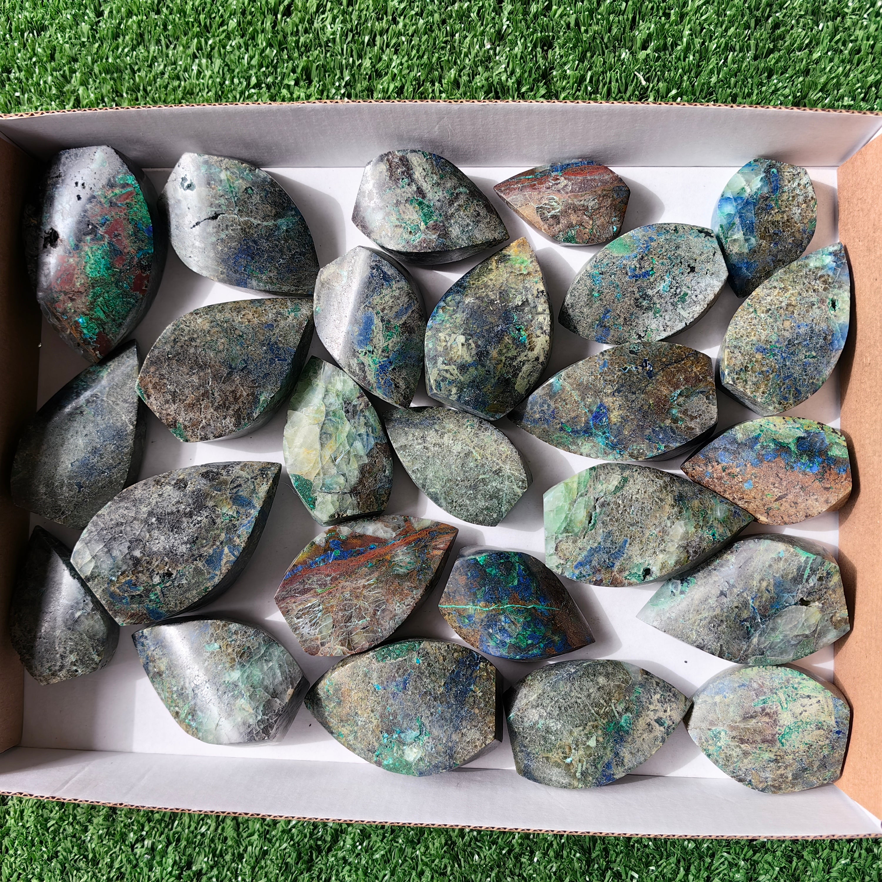 Lot 25 pcs Chrysocolla with azurite Flame