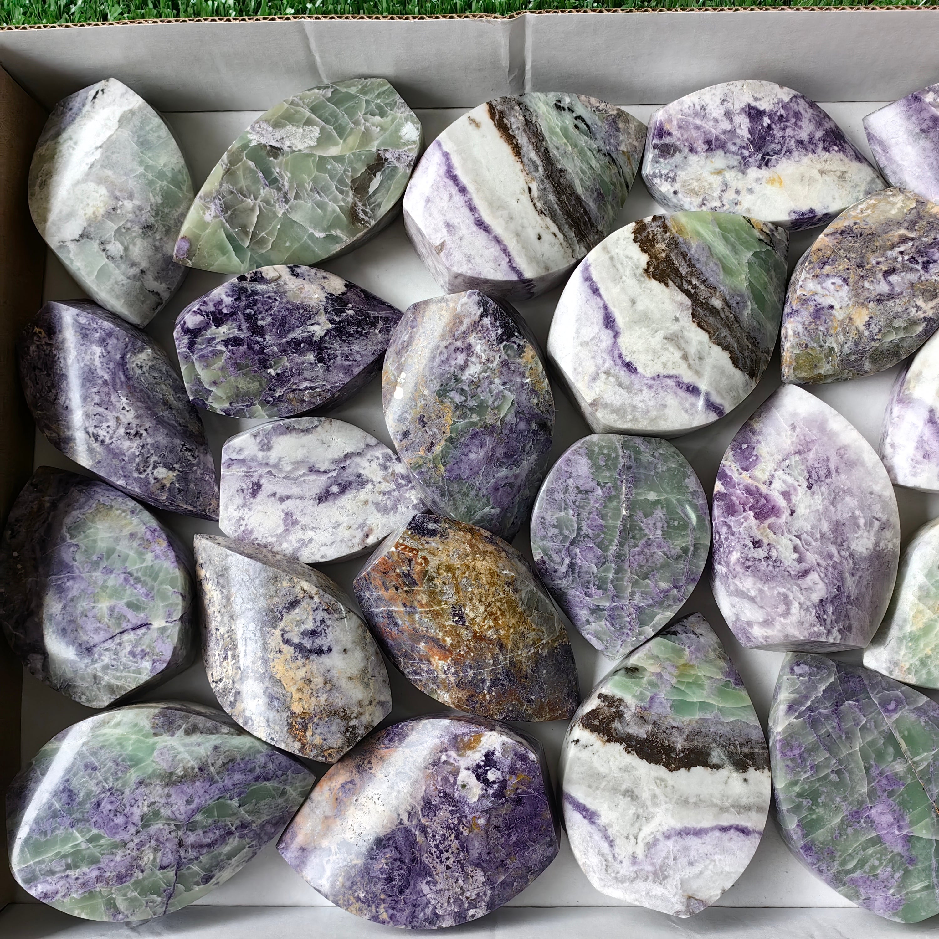 Lot 23 pcs Bolivianite Flame