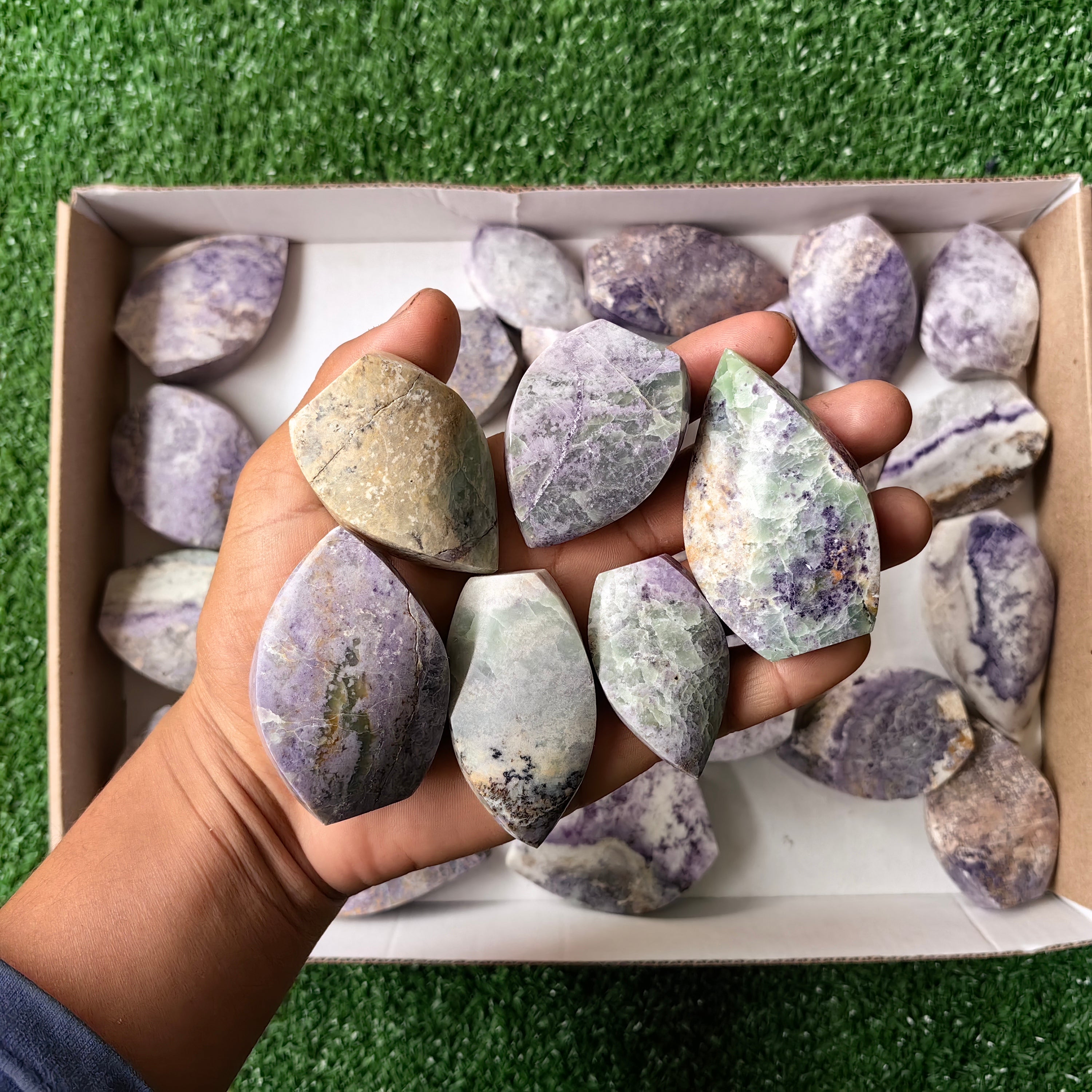 Lot 29 pcs Bolivianite Flame