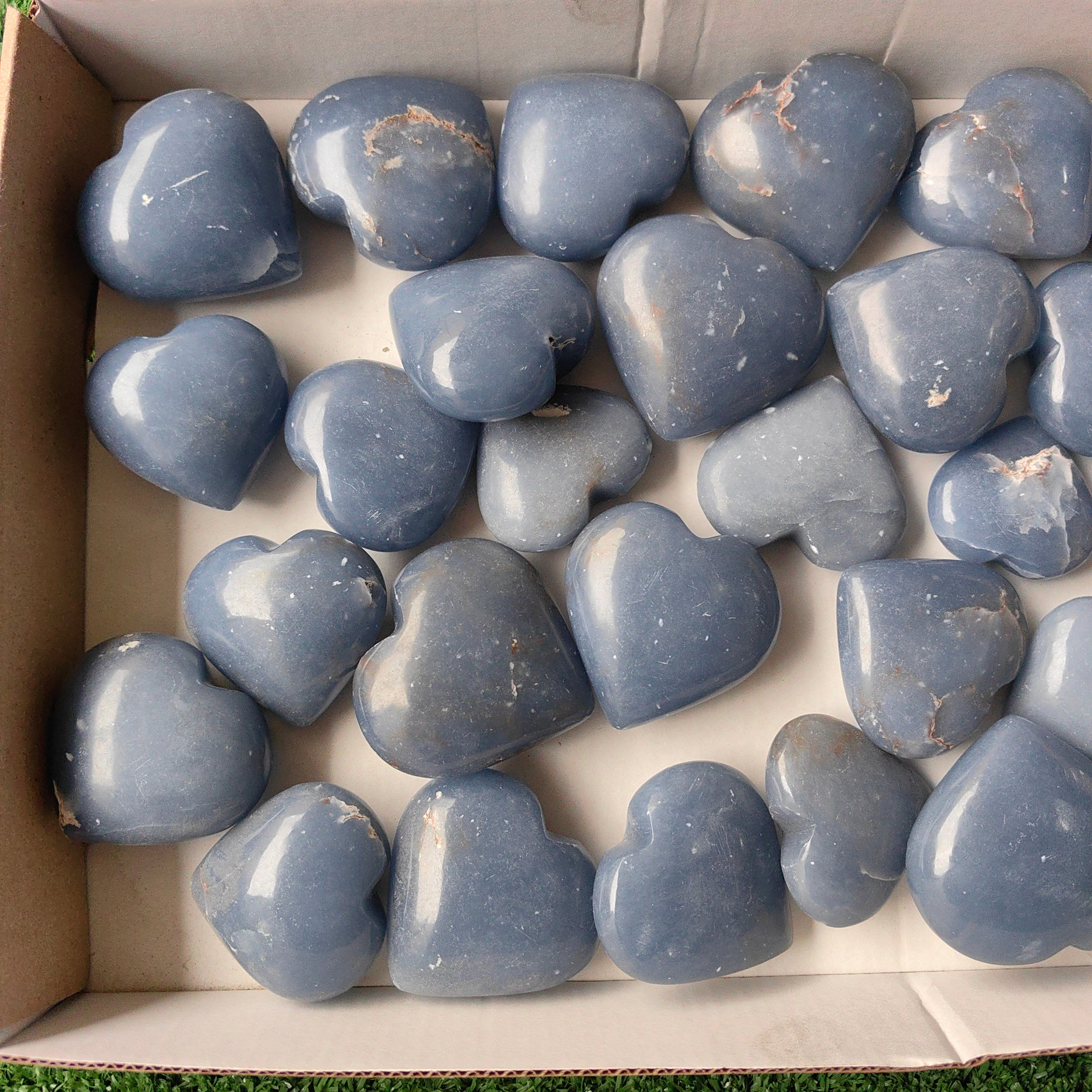 Lot 29 pcs Angelite Heart