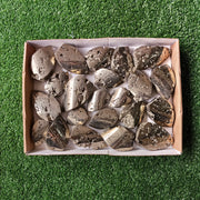 Lot 22 pcs Pyrite Flame