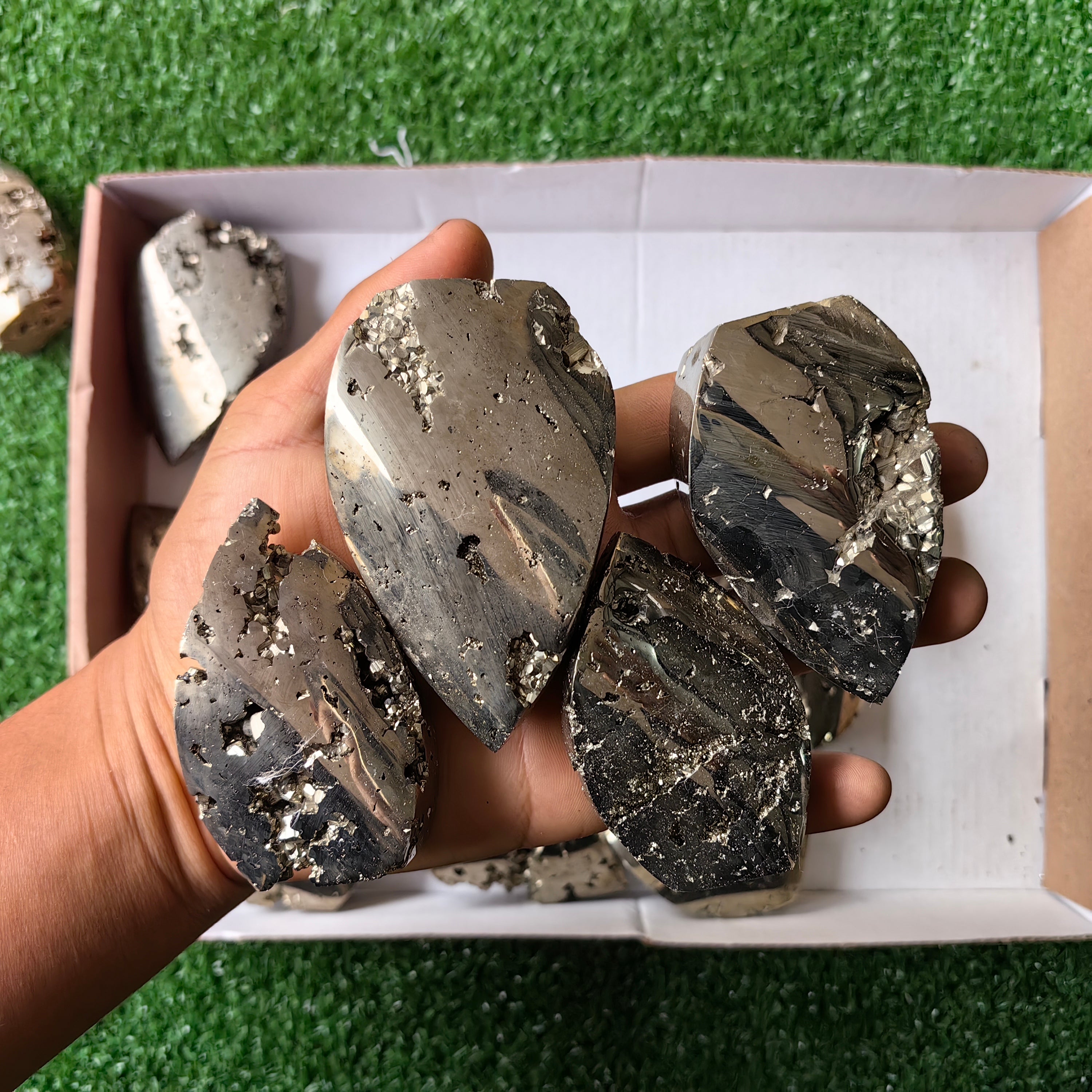 Lot 22 pcs Pyrite Flame