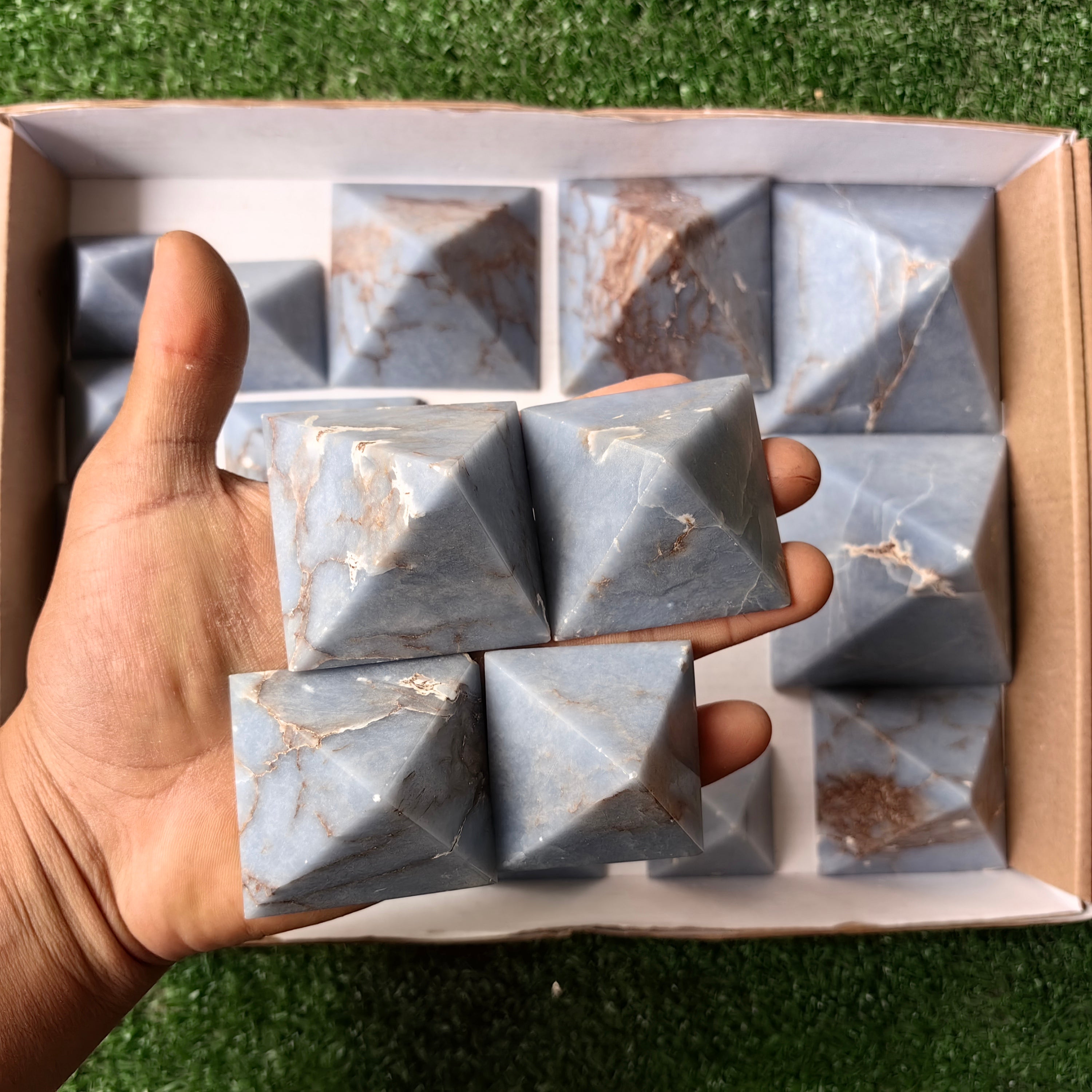 Lot 22 pcs Angelite Pyramid