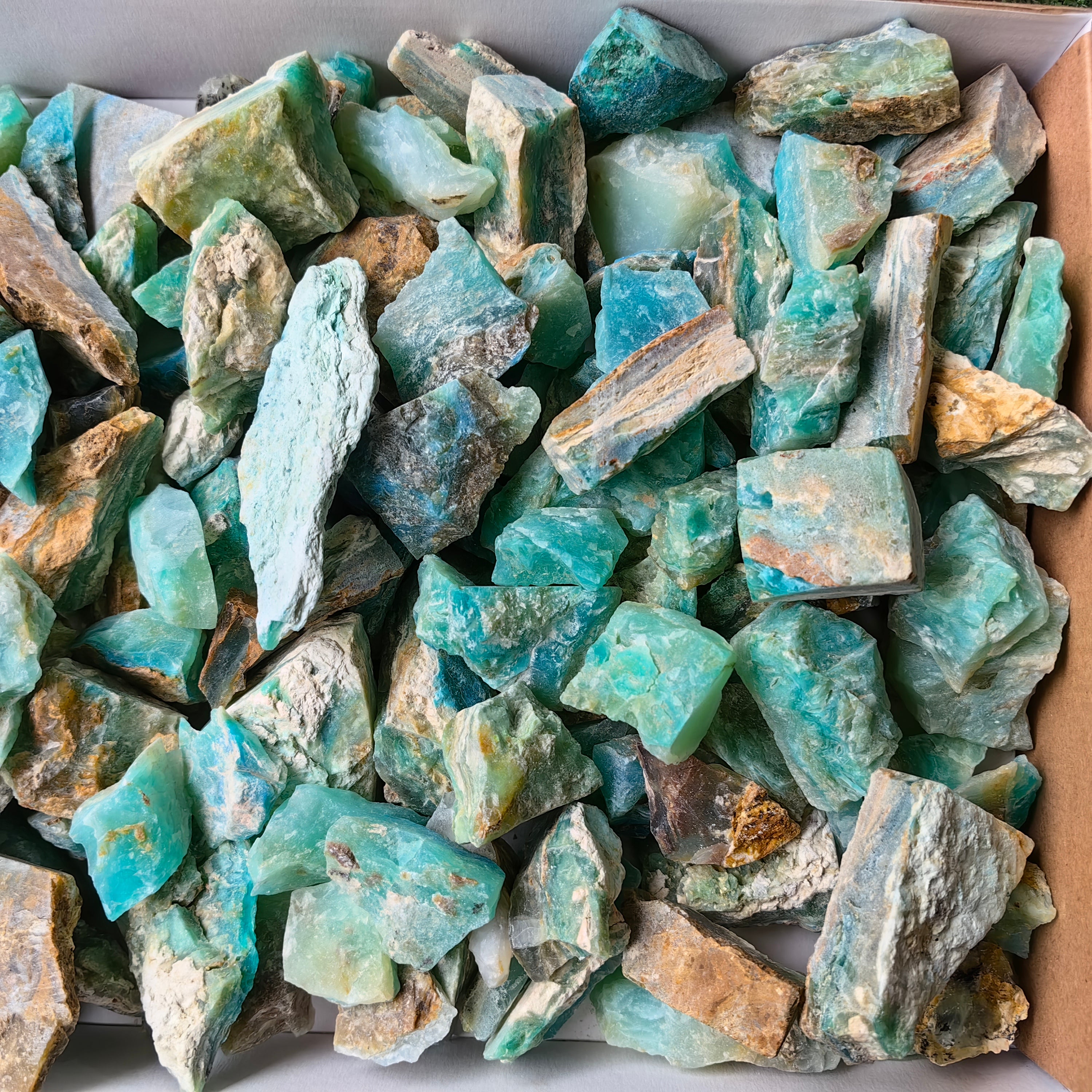 Lot 2 kg Andean Opal Rough