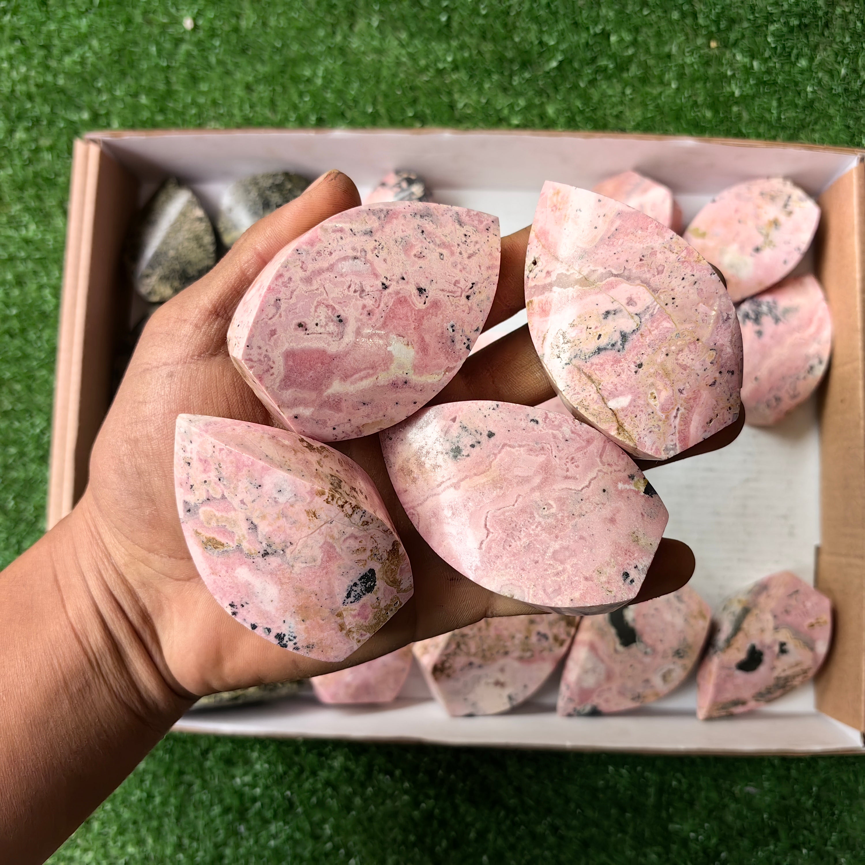 Lot 25 pcs Epidote, Rhodonite Flame