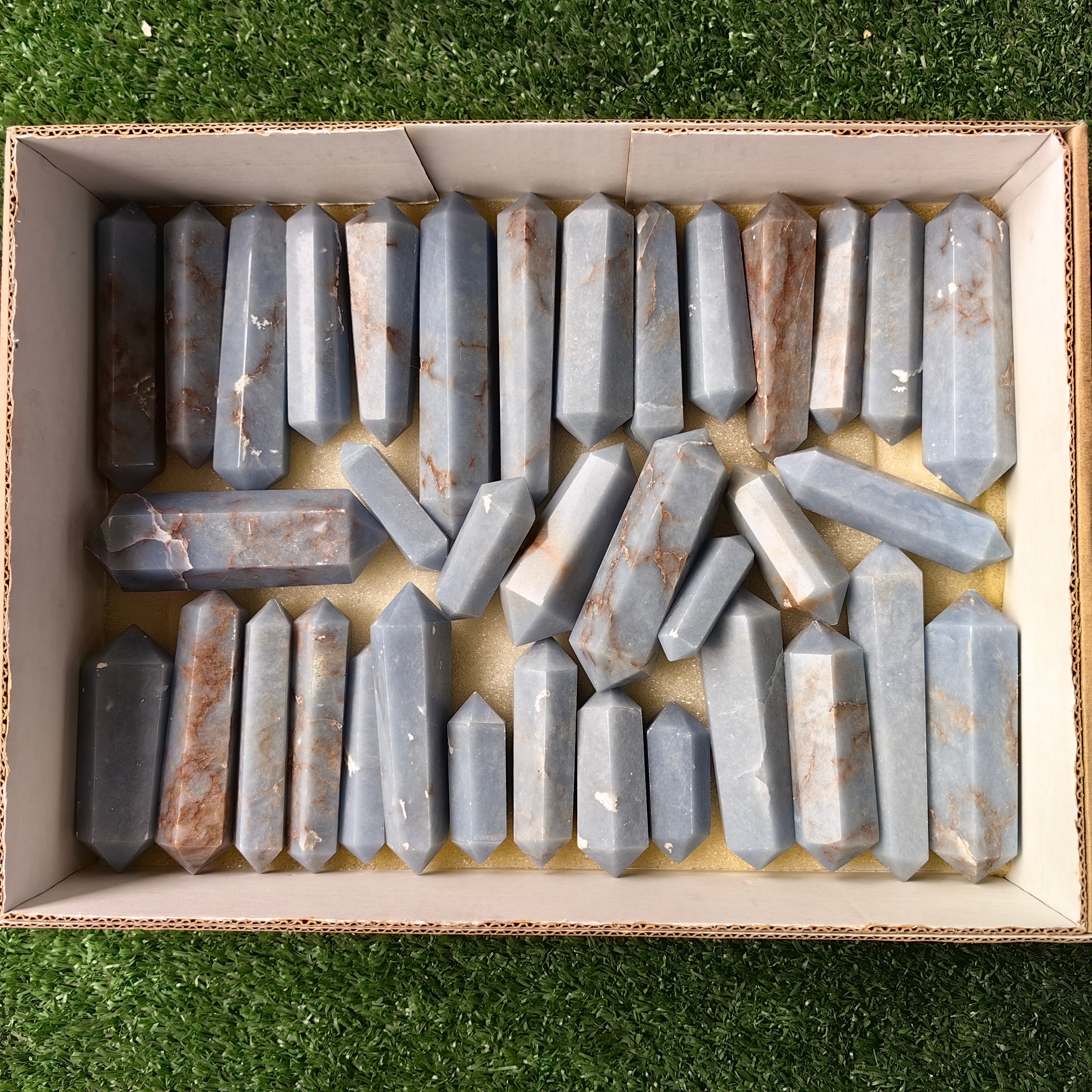 Lot 36 pcs Angelite Tower