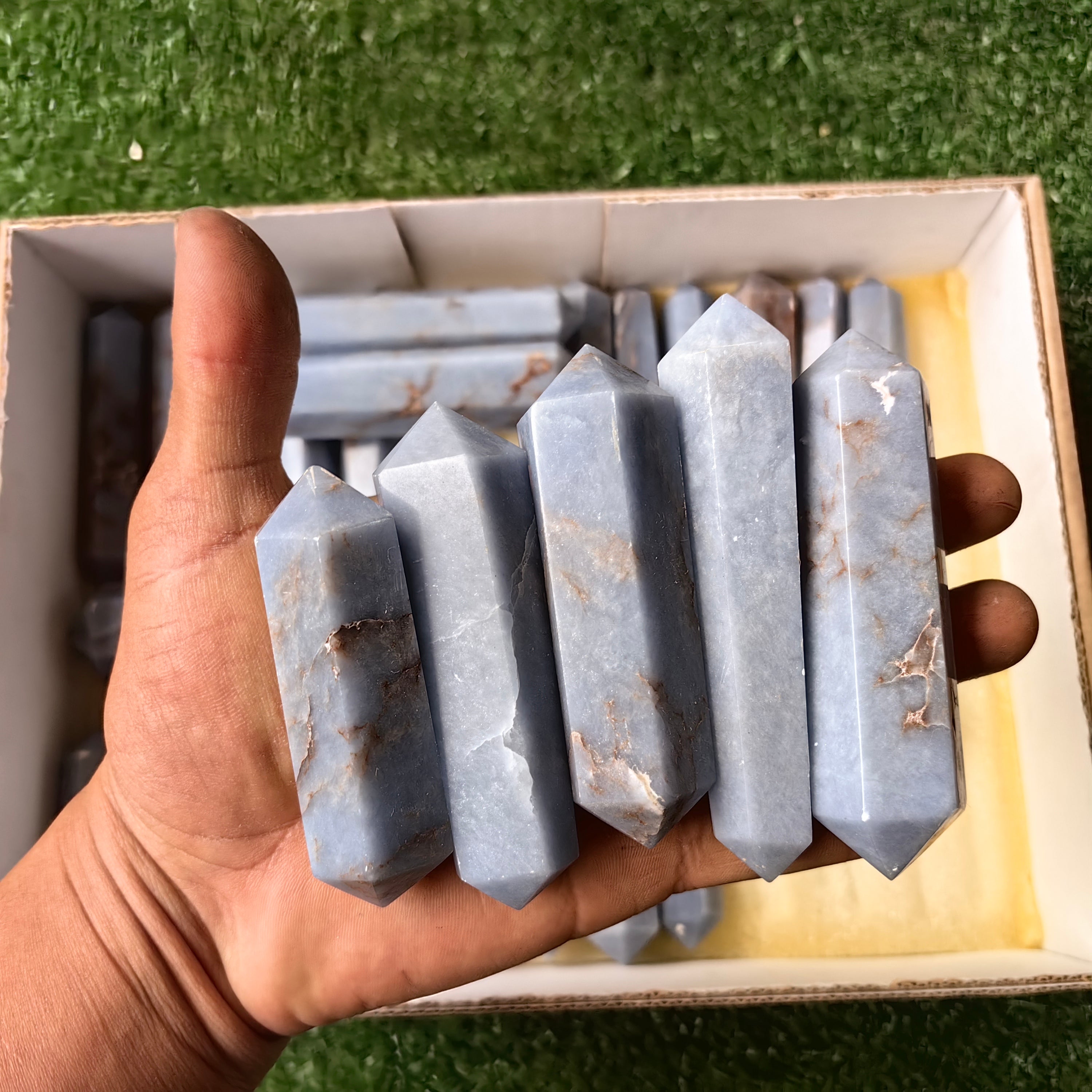 Lot 36 pcs Angelite Tower