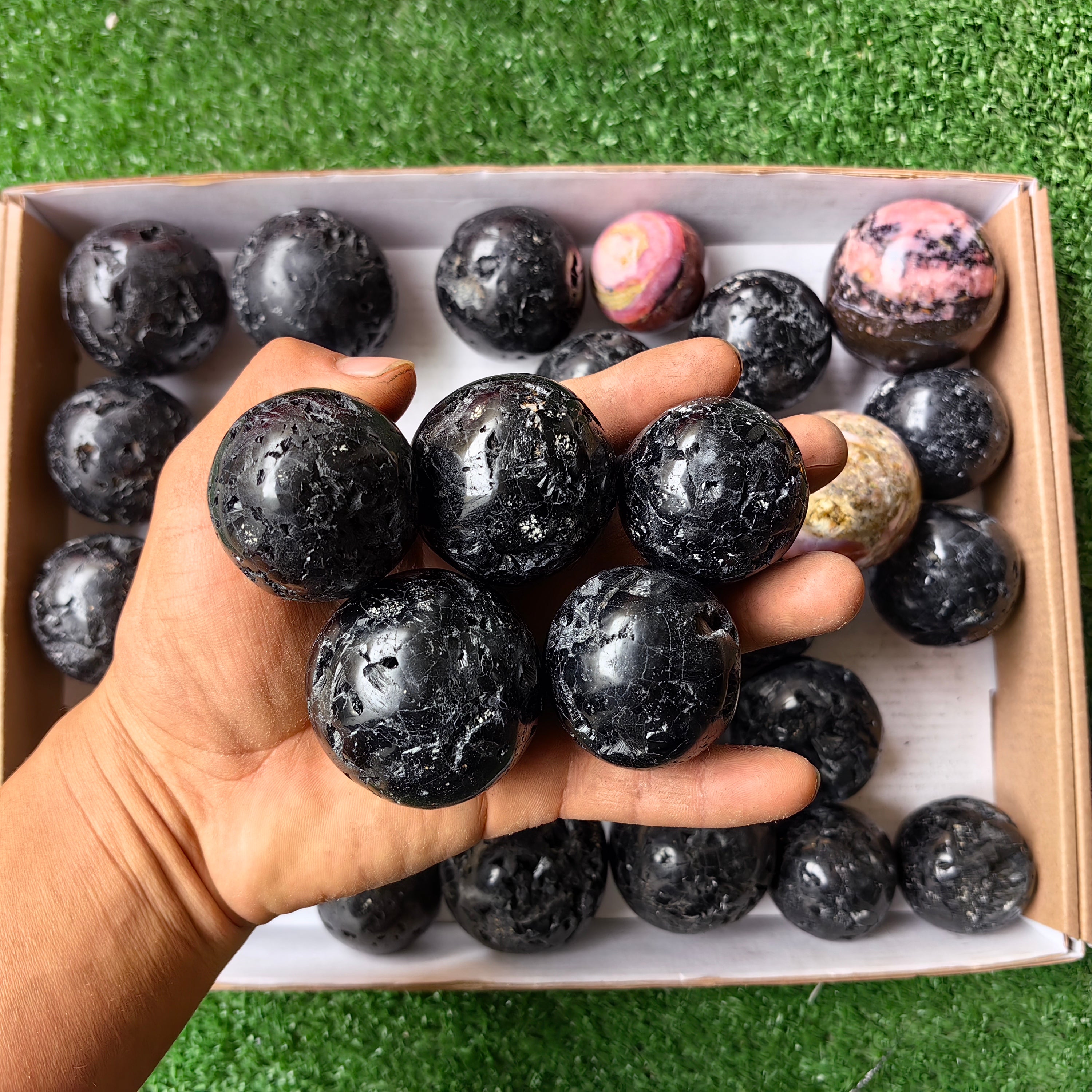 Lot 33 pcs Tourmaline, Pink Opal Sphere