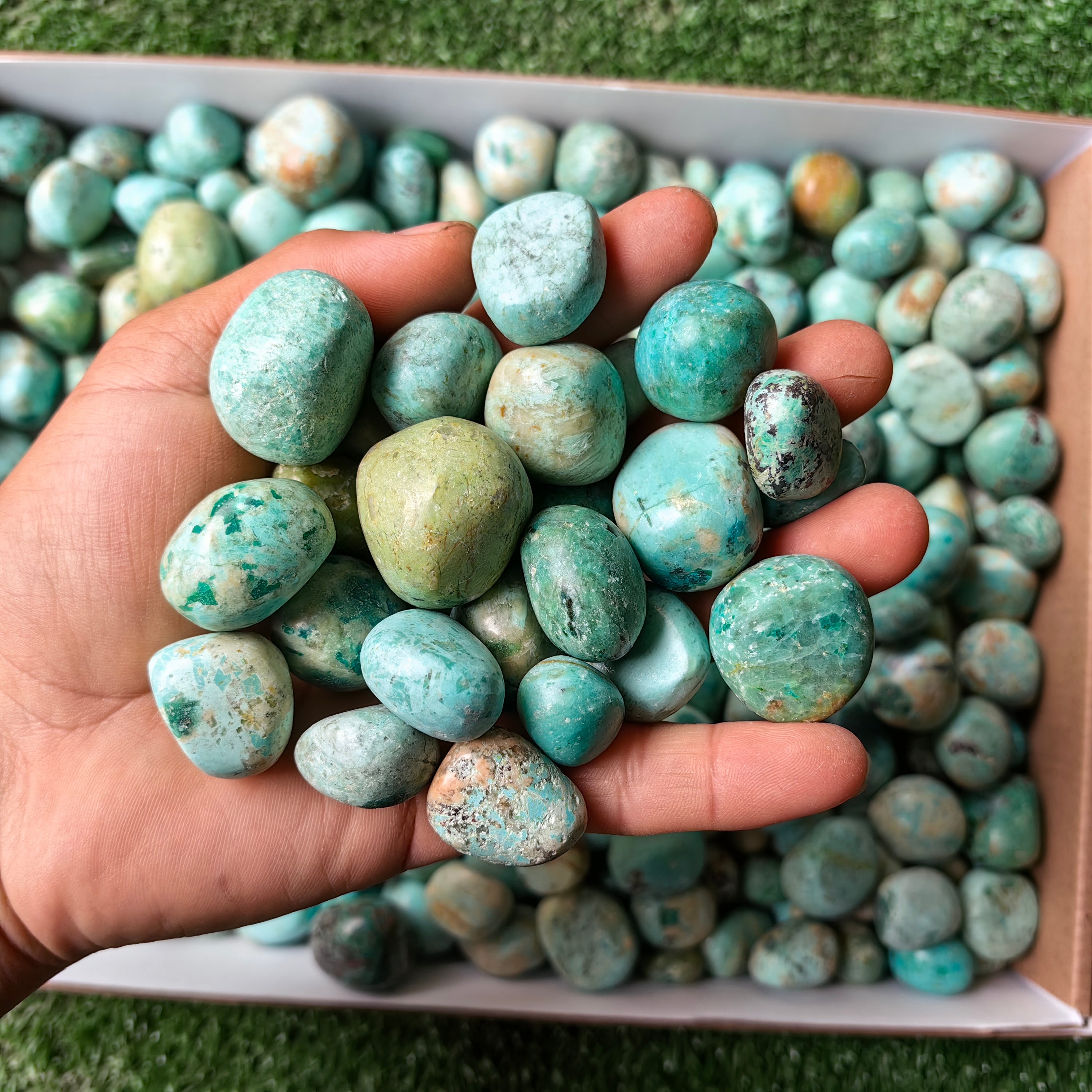 Lot 2 kg Peruvian Turquoise Tumbled