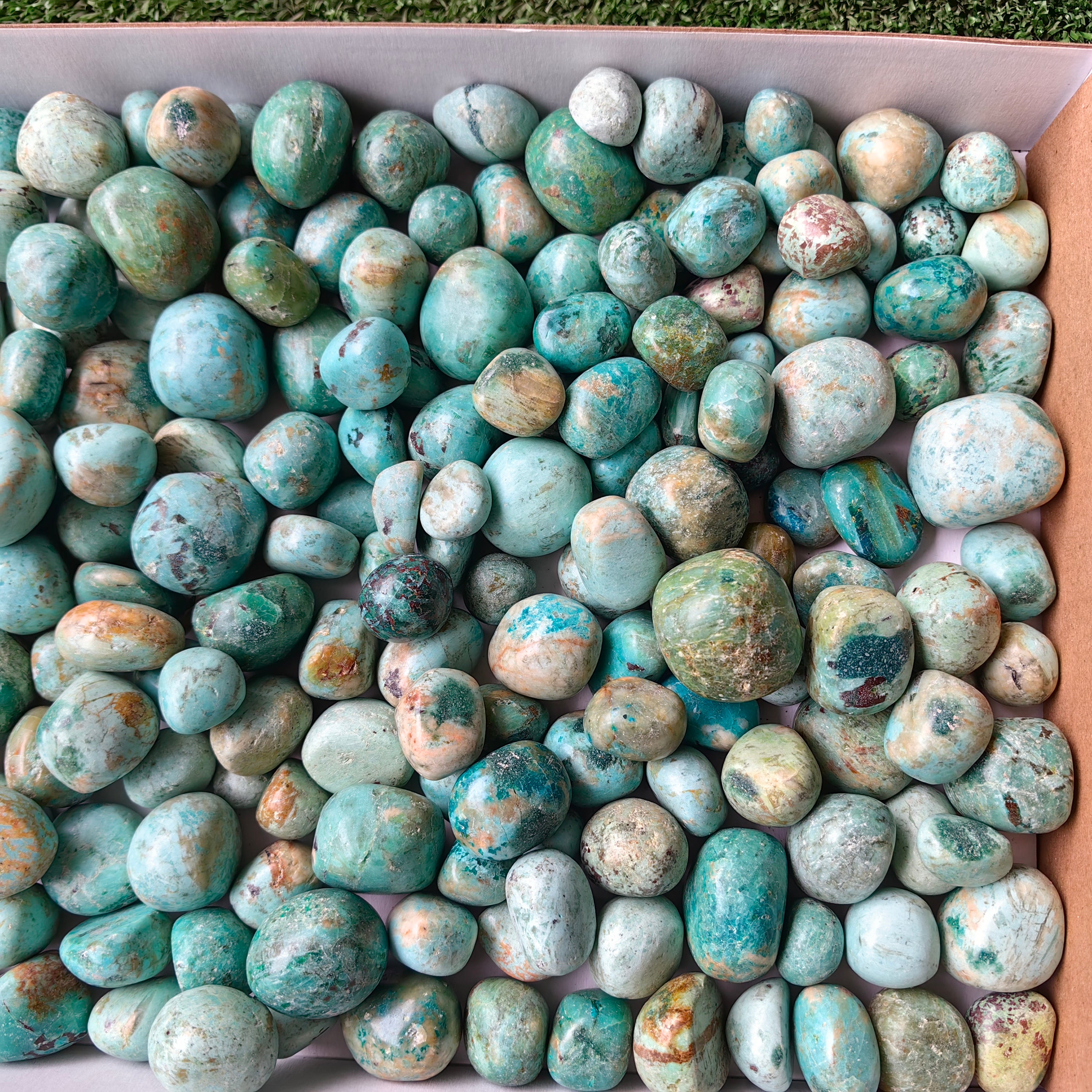 Lot 2 kg Peruvian Turquoise Tumbled