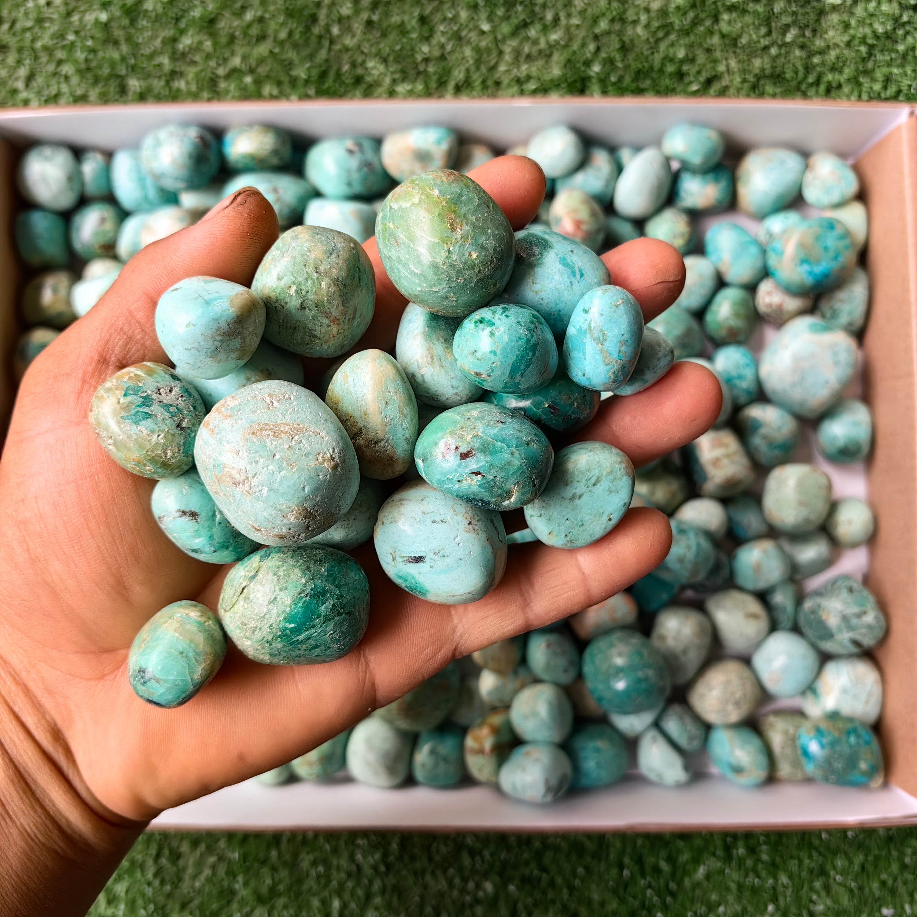 Lot 2 kg Peruvian Turquoise Tumbled