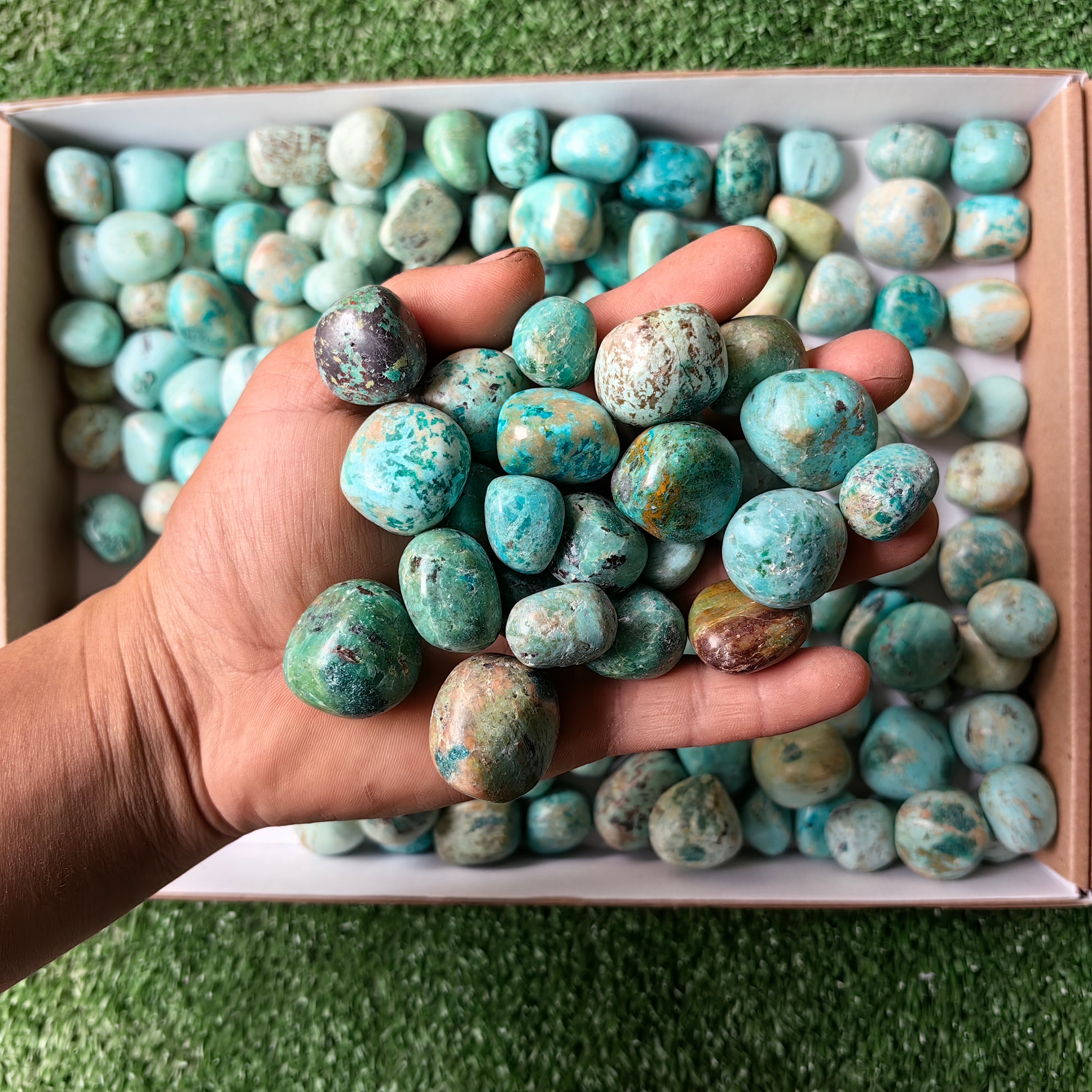 Lot 2 kg Peruvian Turquoise Tumbled