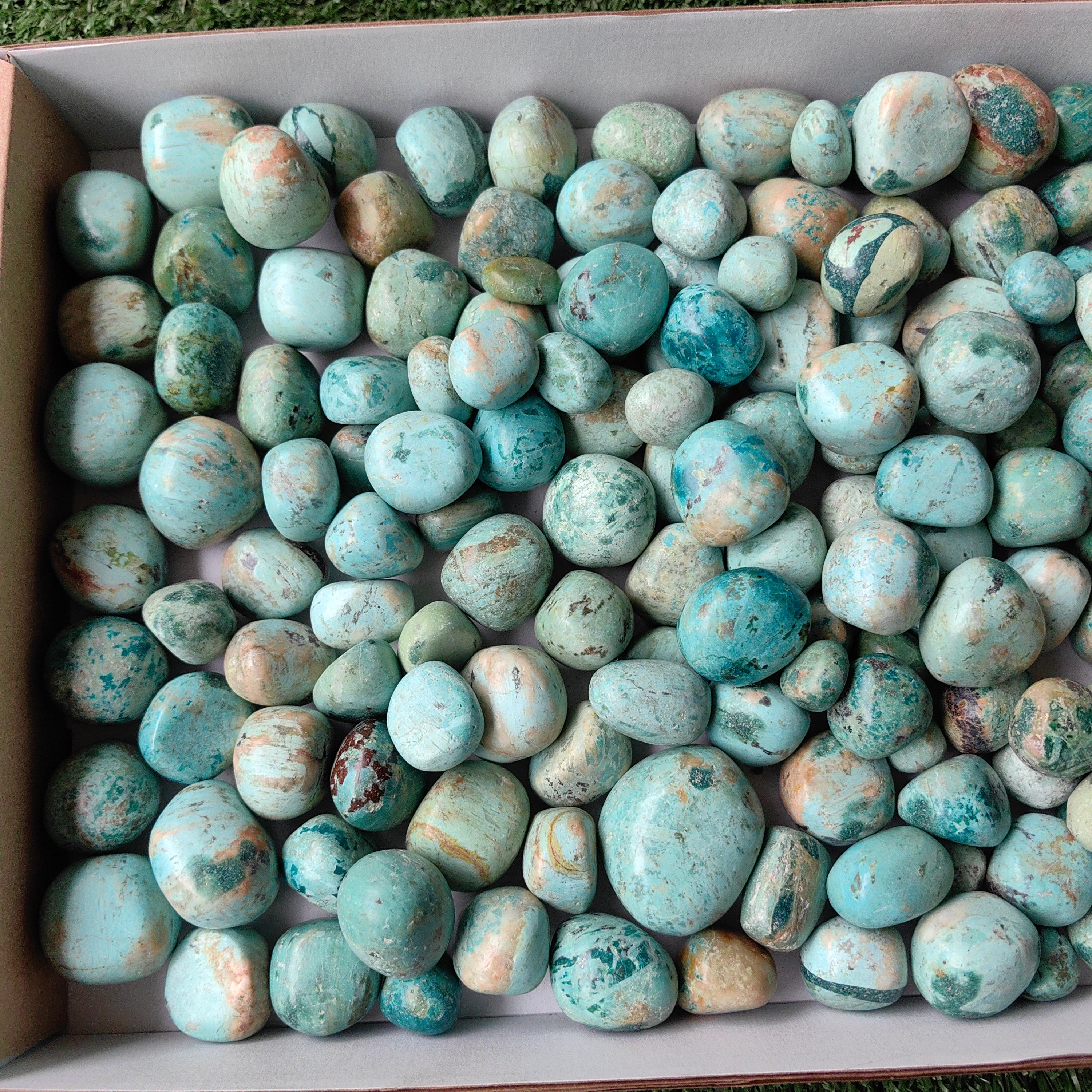 Lot 2 kg Peruvian Turquoise Tumbled