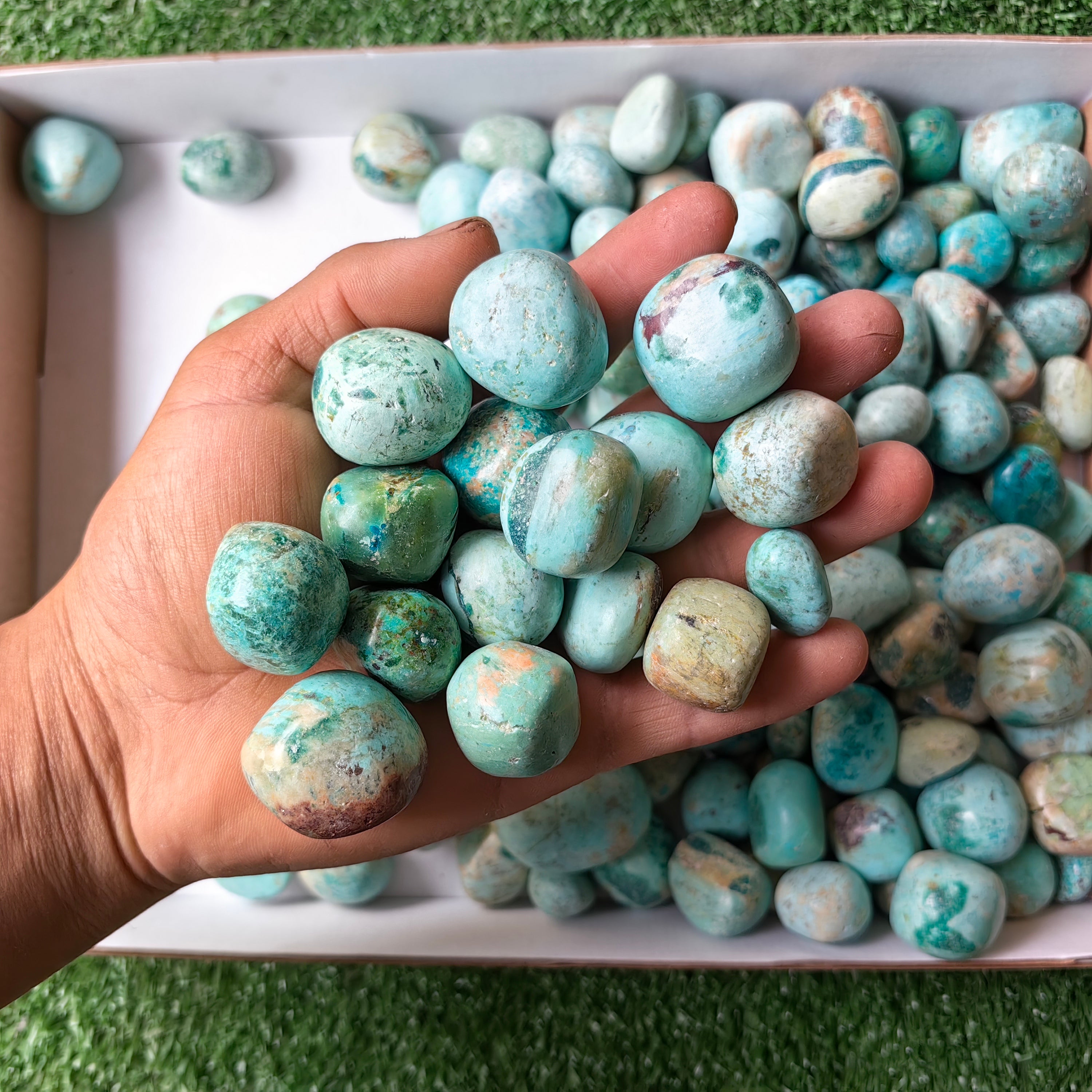 Lot 2 kg Peruvian Turquoise Tumbled