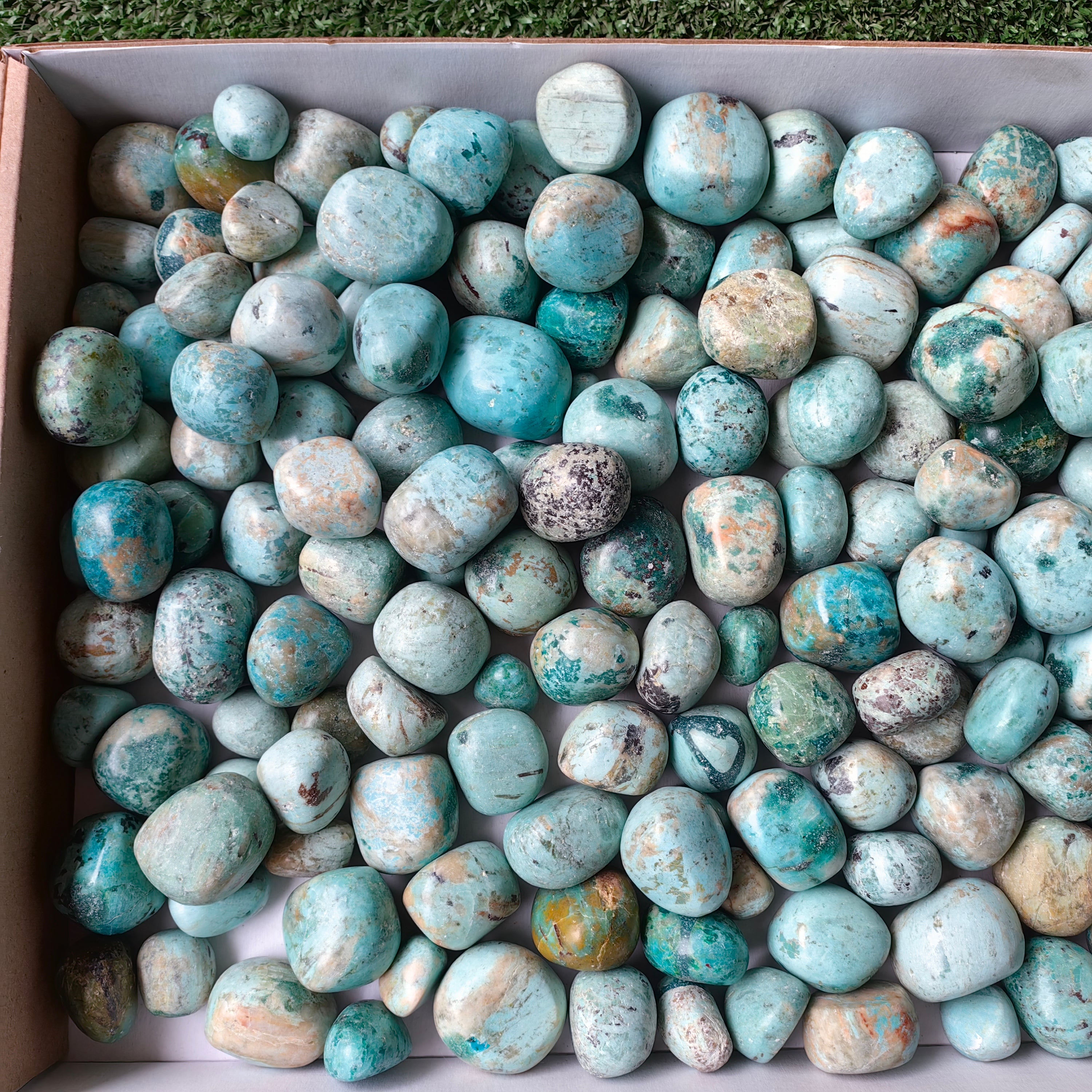Lot 2 kg Peruvian Turquoise Tumbled