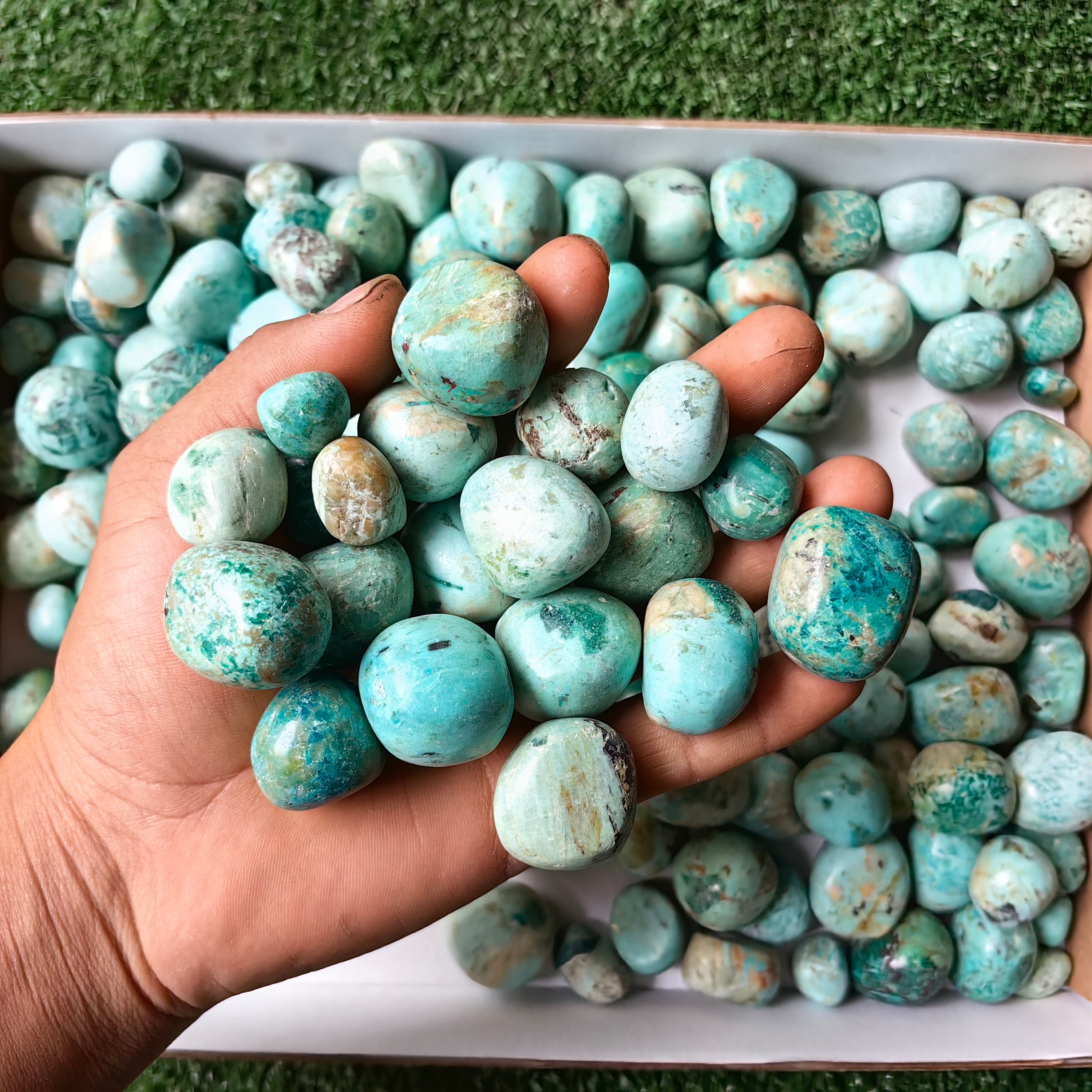 Lot 2 kg Peruvian Turquoise Tumbled